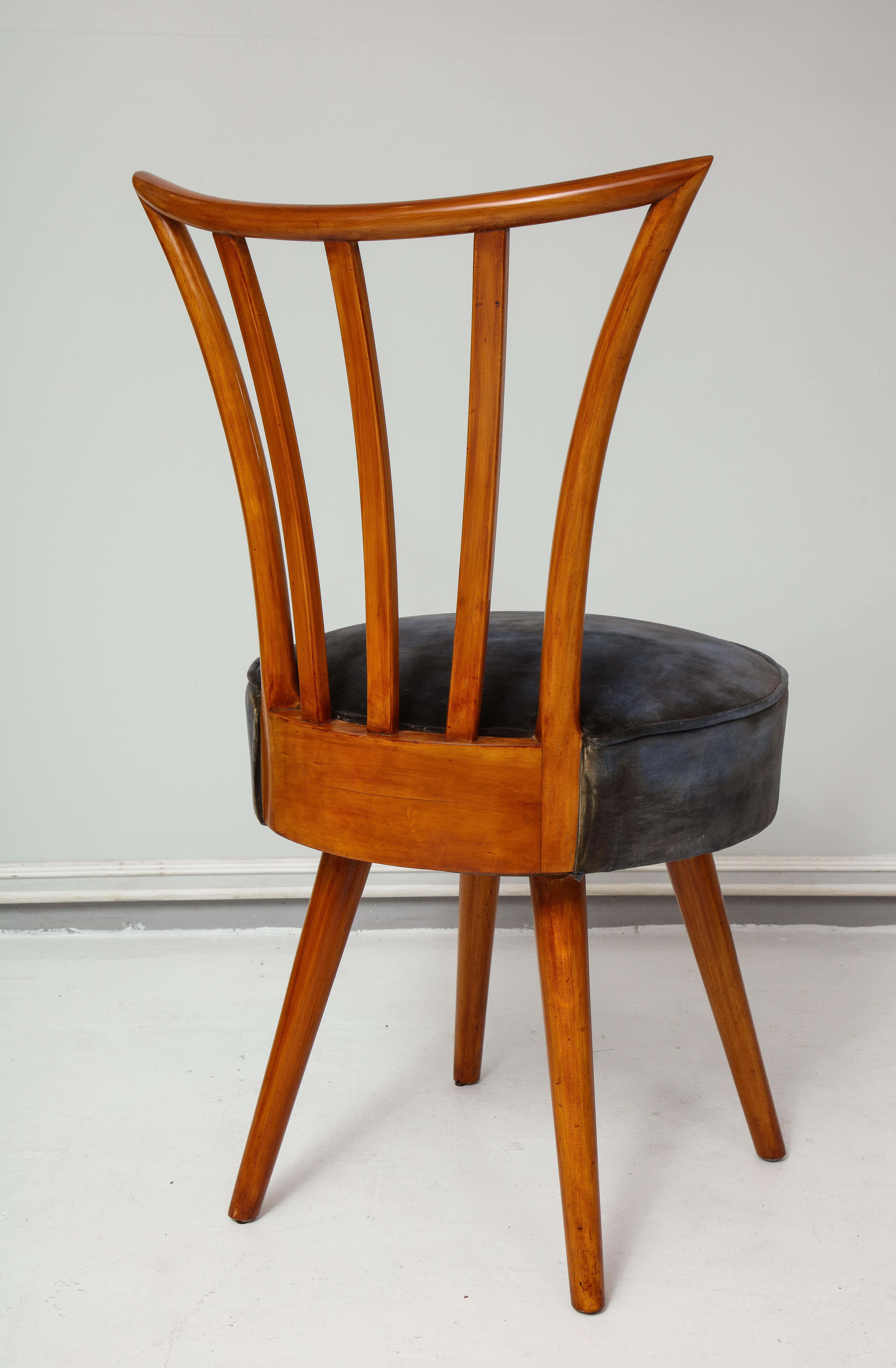 Set of Four Mid-Century Modern Chairs in the Manner of Robsjohn-Gibbings 2