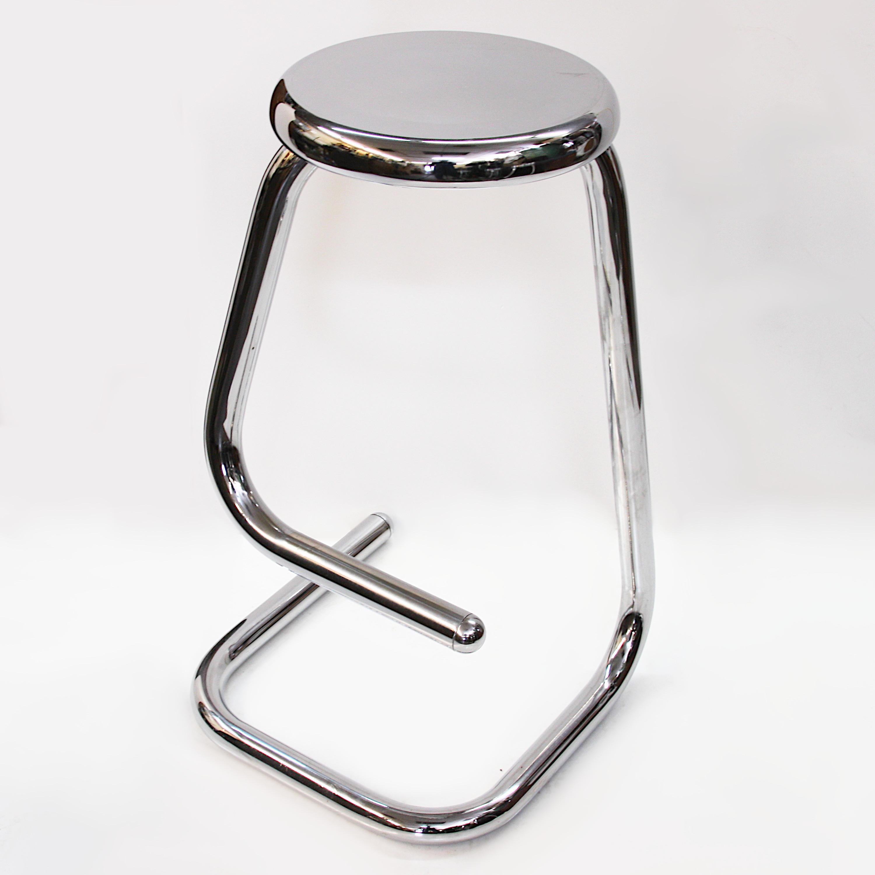 Canadese Set di quattro sgabelli da bar K700 Paperclip di Haworth, in cromo, moderni e di metà secolo in vendita
