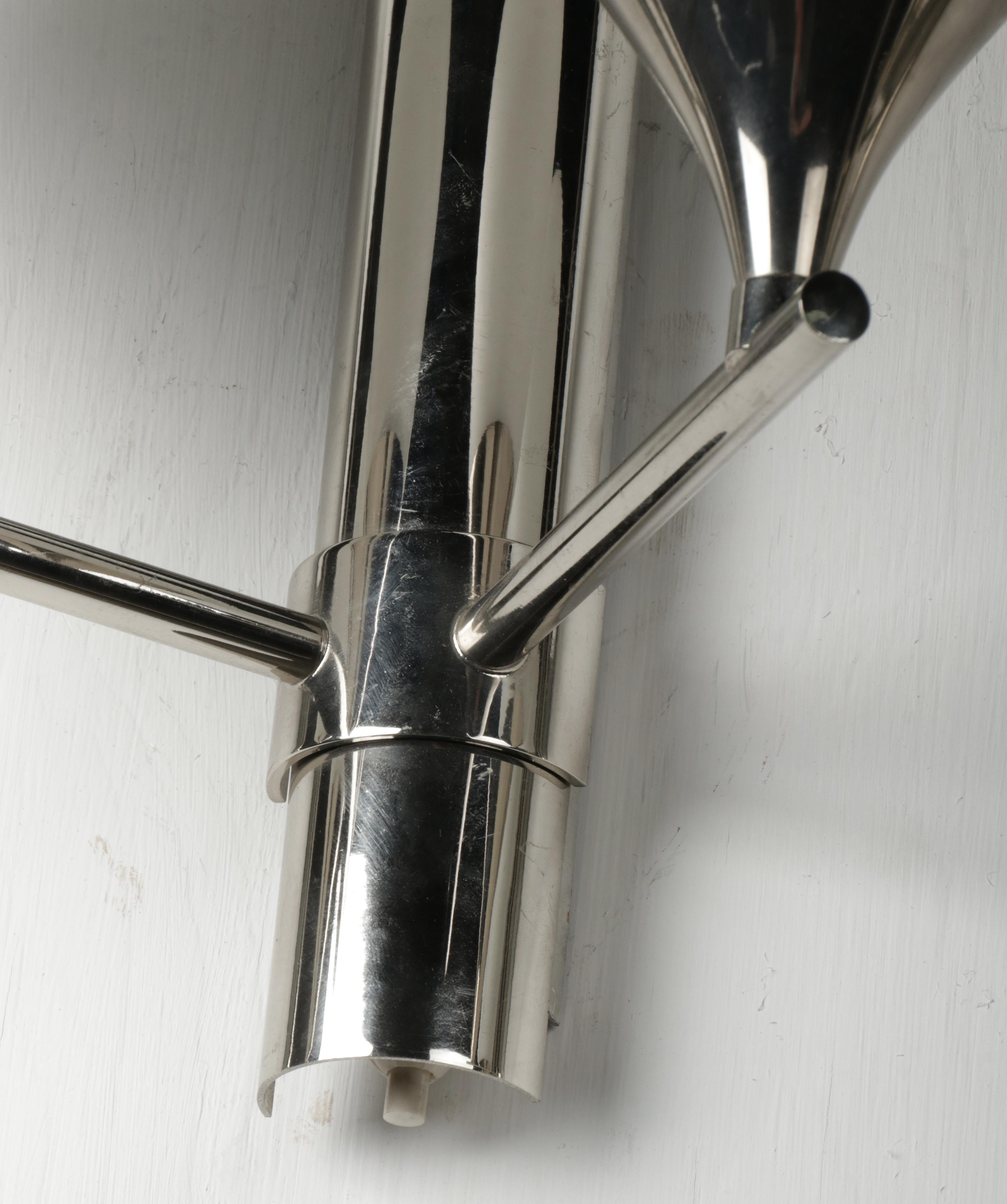 Set of Four Mid-Century Modern Chrome Plated Sconces / Wall Lights For Sale 8