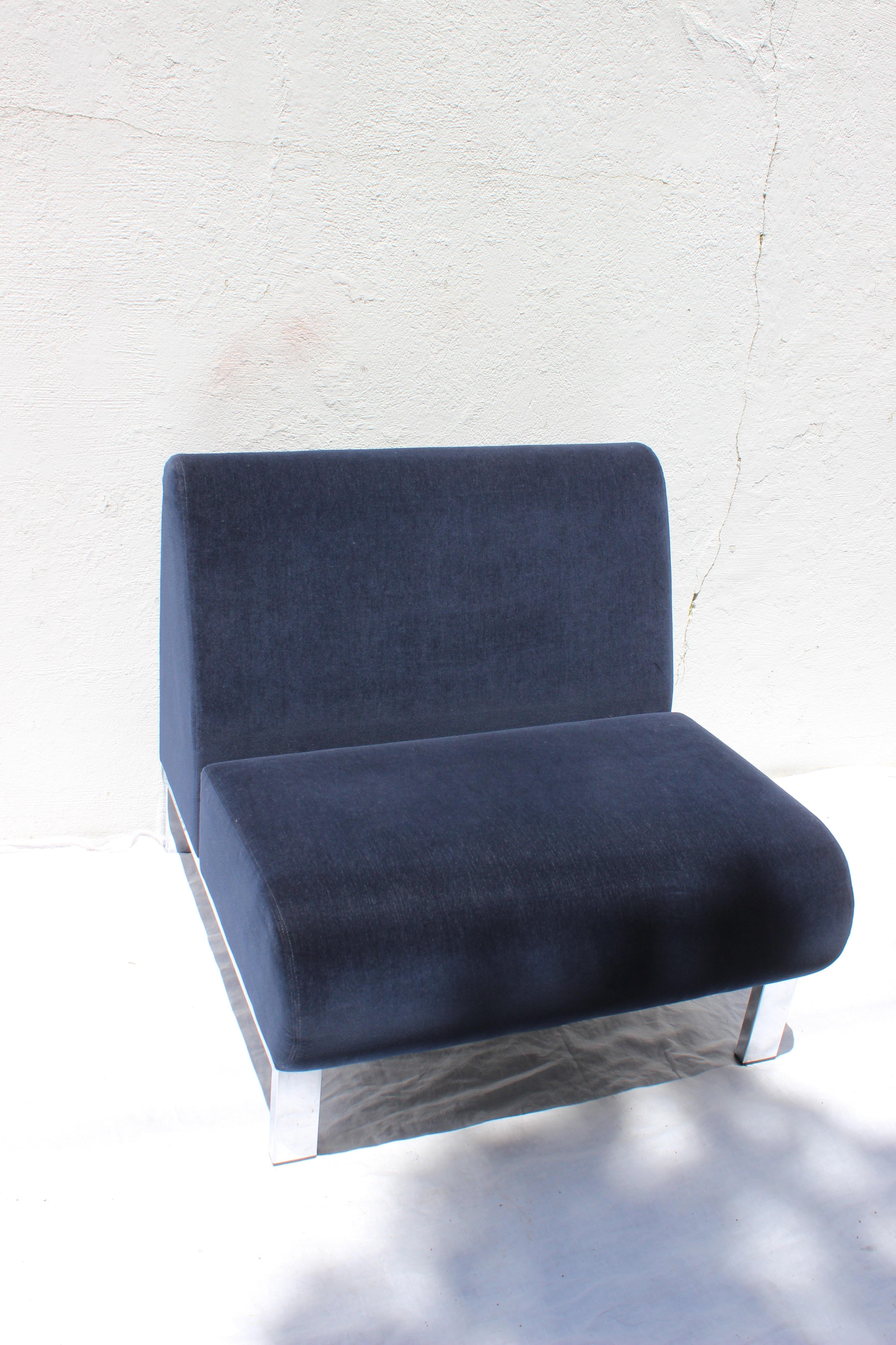 Velvet Set of Four Mid-Century Modern Club Chairs For Sale