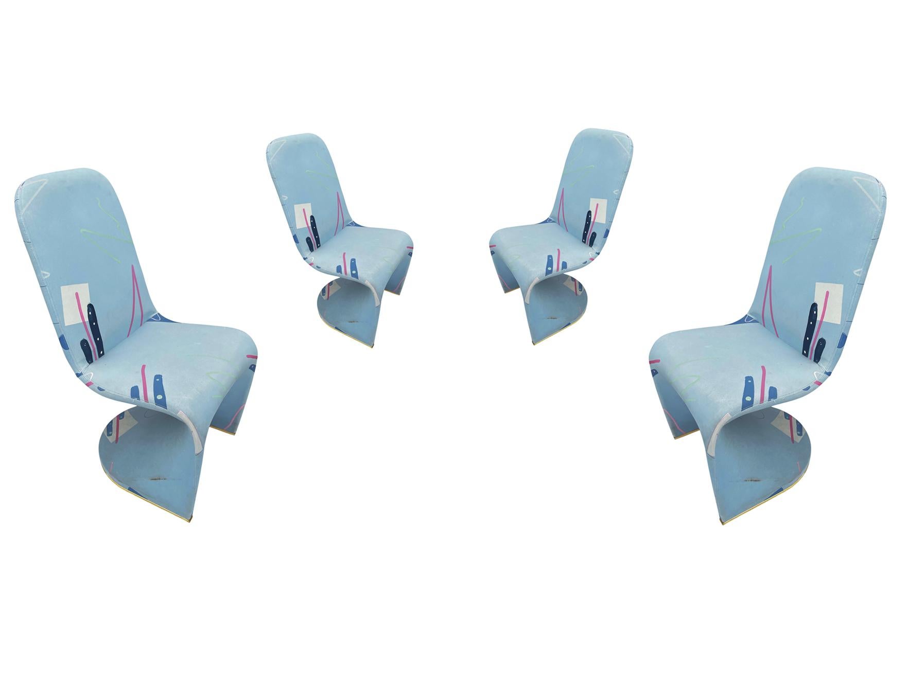 Set of Four Mid-Century Modern Curvy Dining Chairs or Side Chairs After Panton For Sale 4