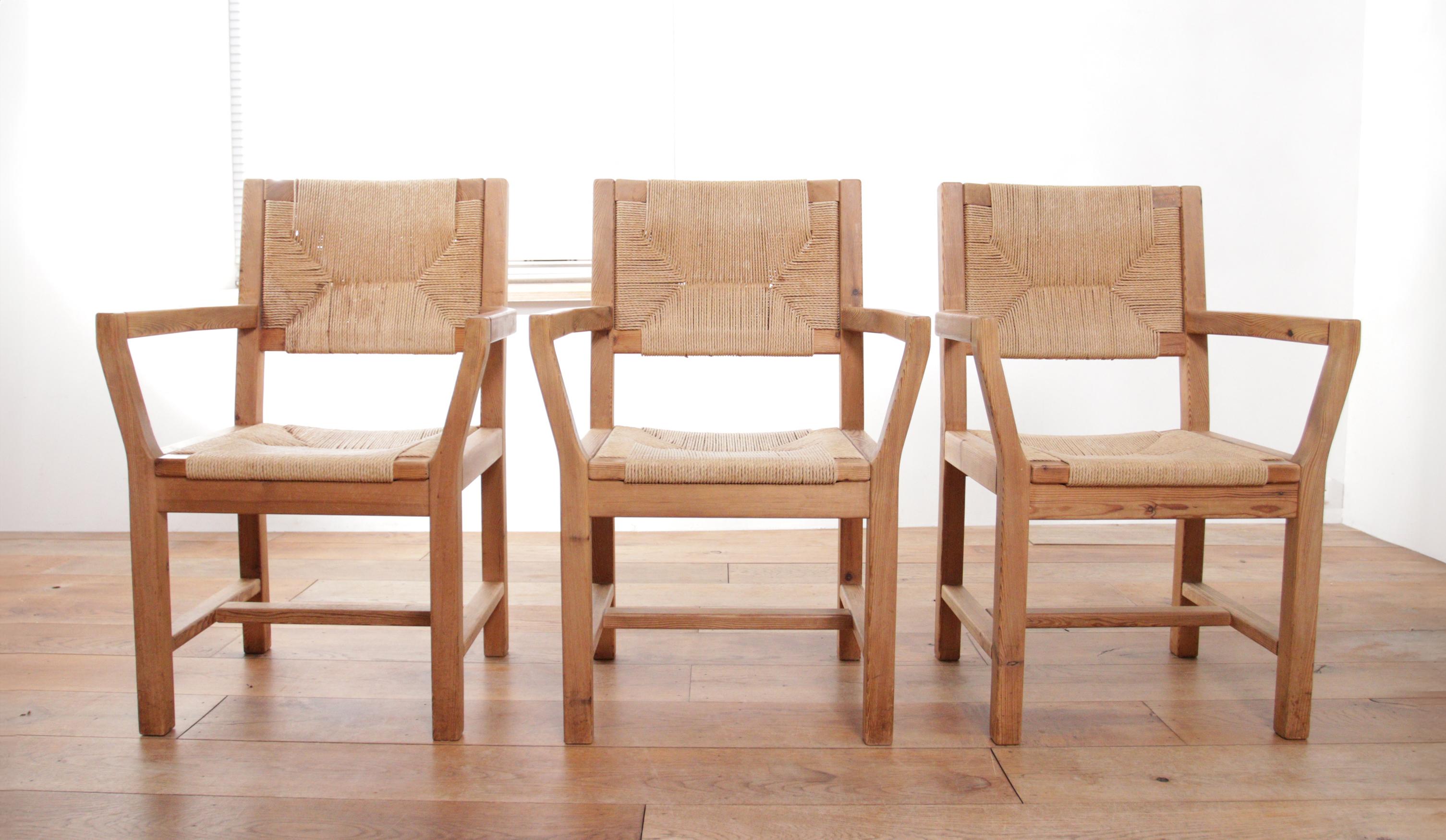 Ensemble de quatre chaises de salle à manger danoises modernes Tage Poulsen du milieu du siècle dernier  Corde en papier  en vente 2
