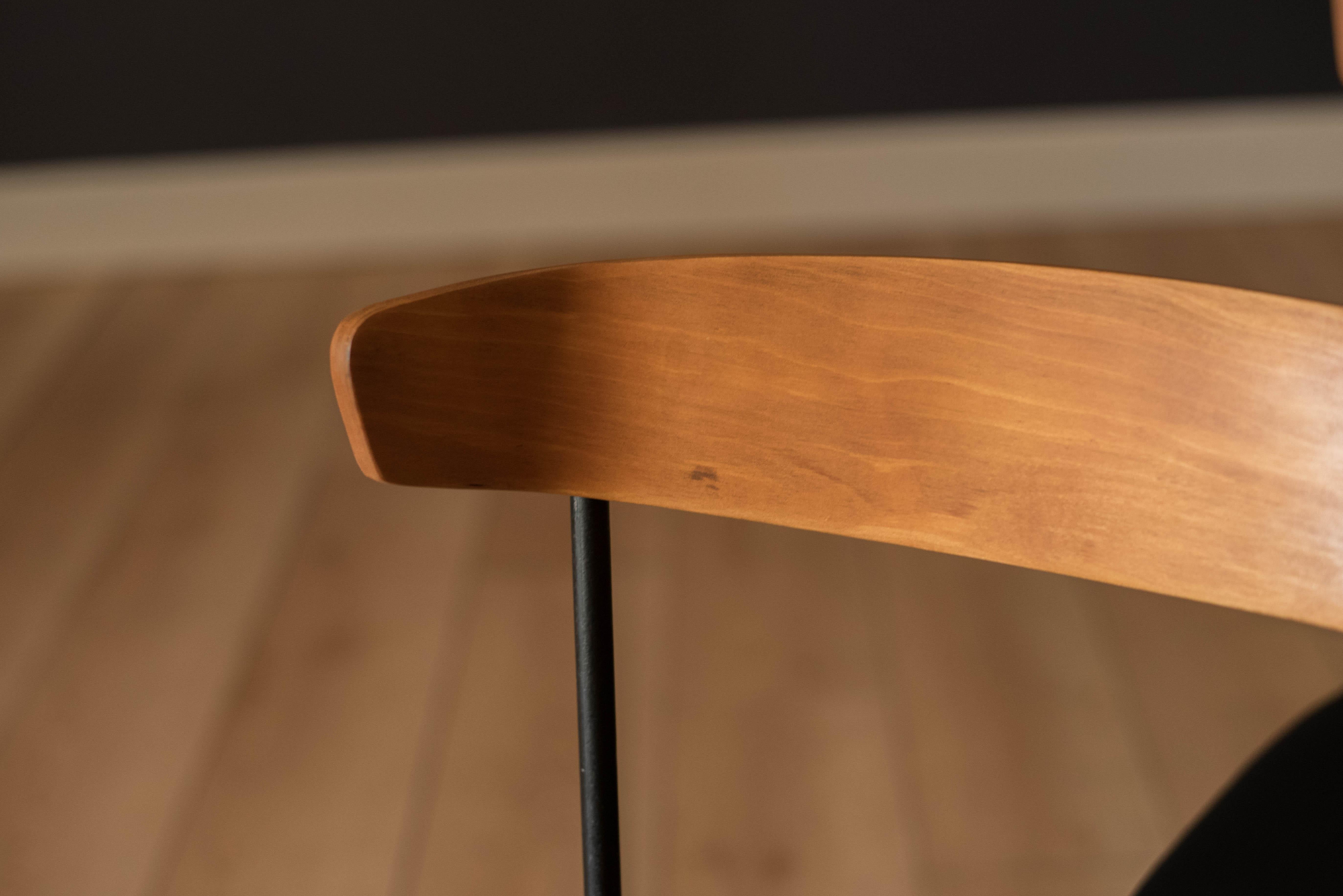 Juego de cuatro sillas de comedor Mid Century Modern de Clifford Pascoe en venta 4