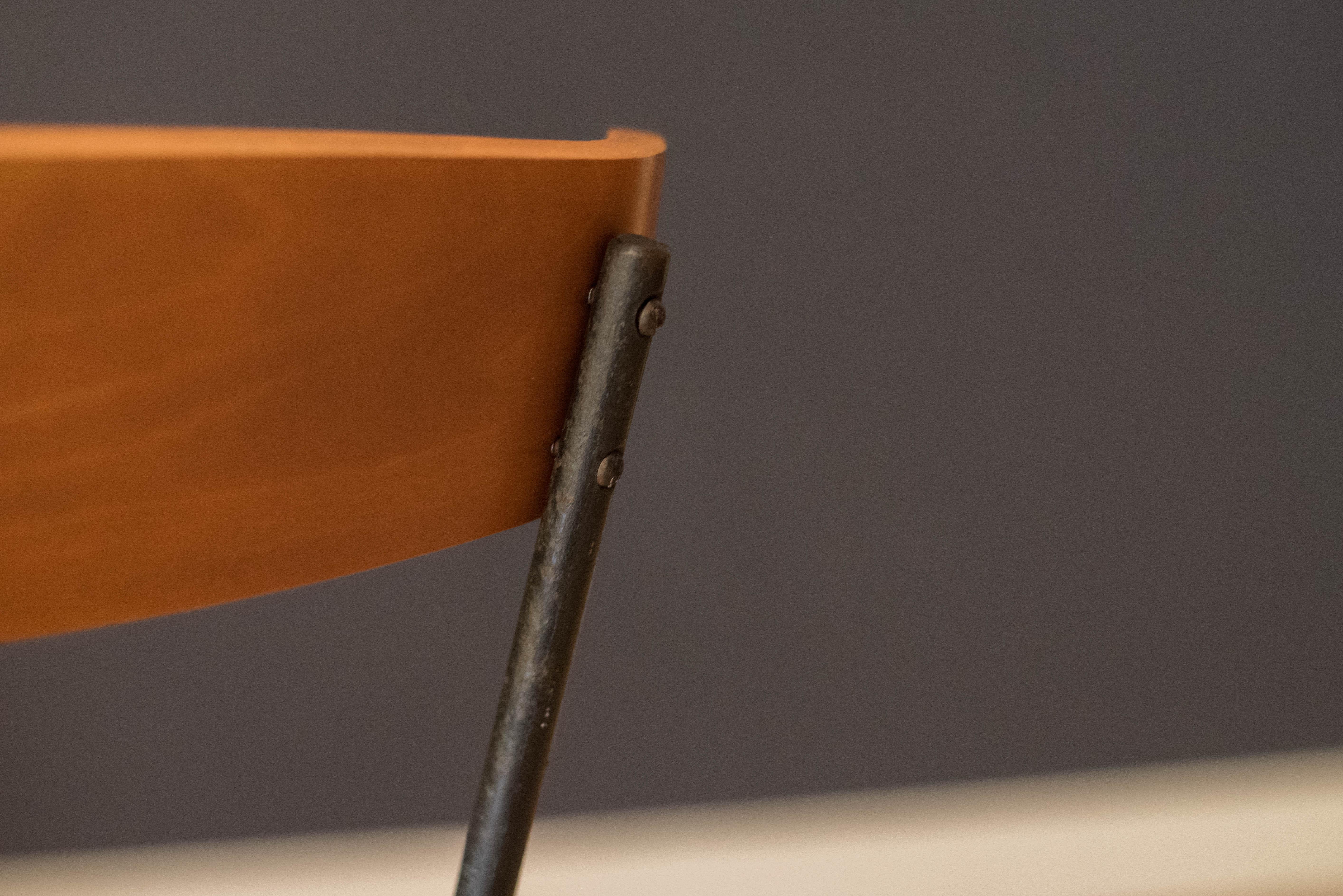 Juego de cuatro sillas de comedor Mid Century Modern de Clifford Pascoe en venta 6