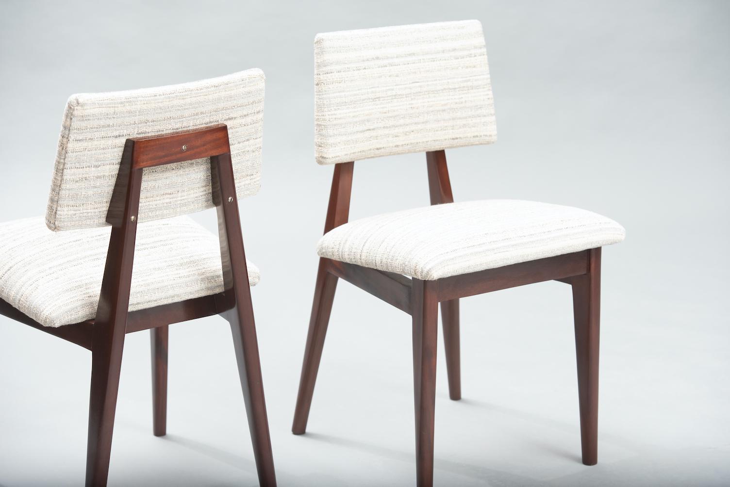Mid-20th Century Set of Four Mid-Century Modern Dining Chairs
