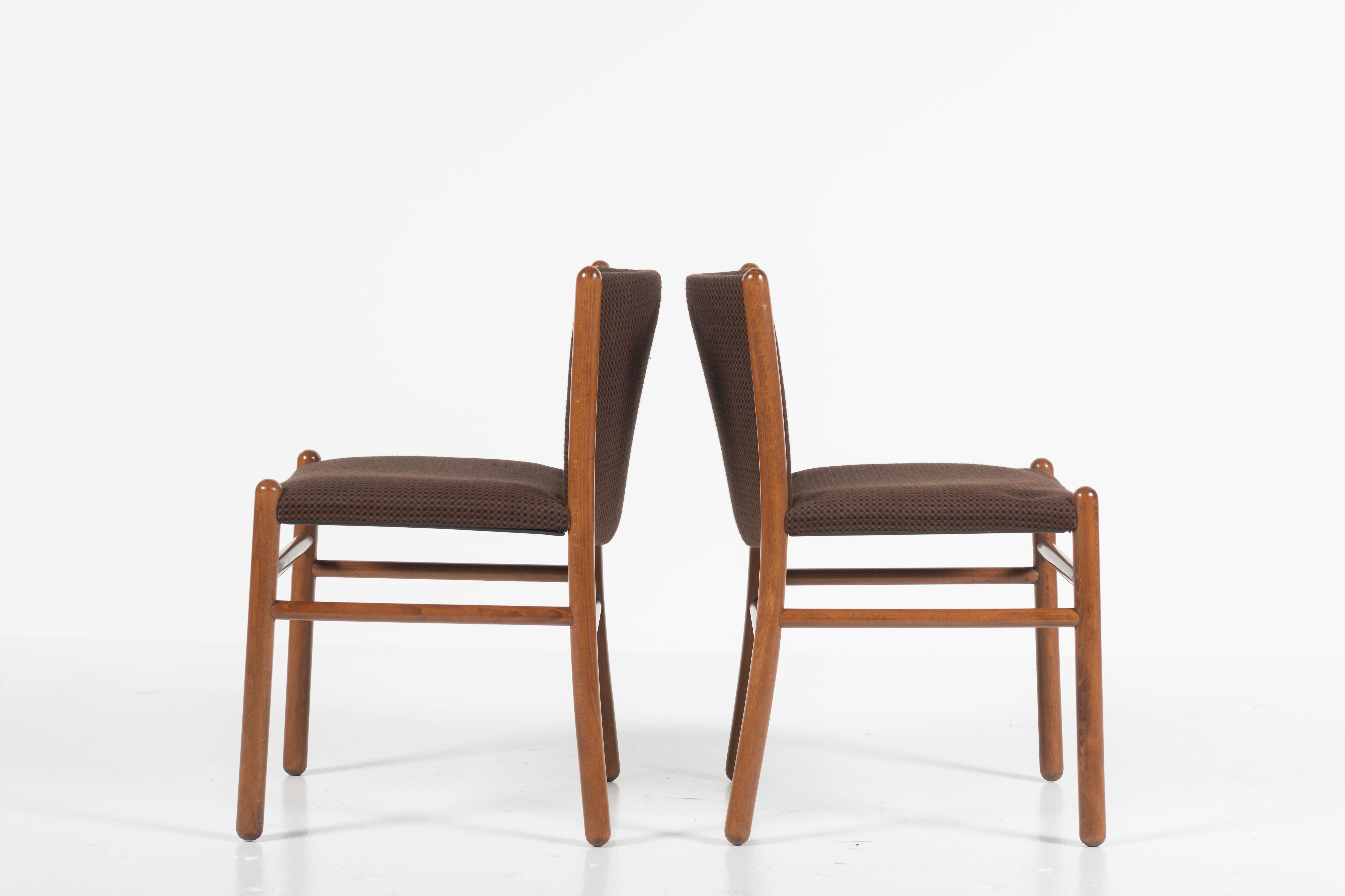 Ensemble de quatre chaises de salle à manger mi-siècle moderne, Gianfranco Frattini, Italie, années 1960 en vente 1