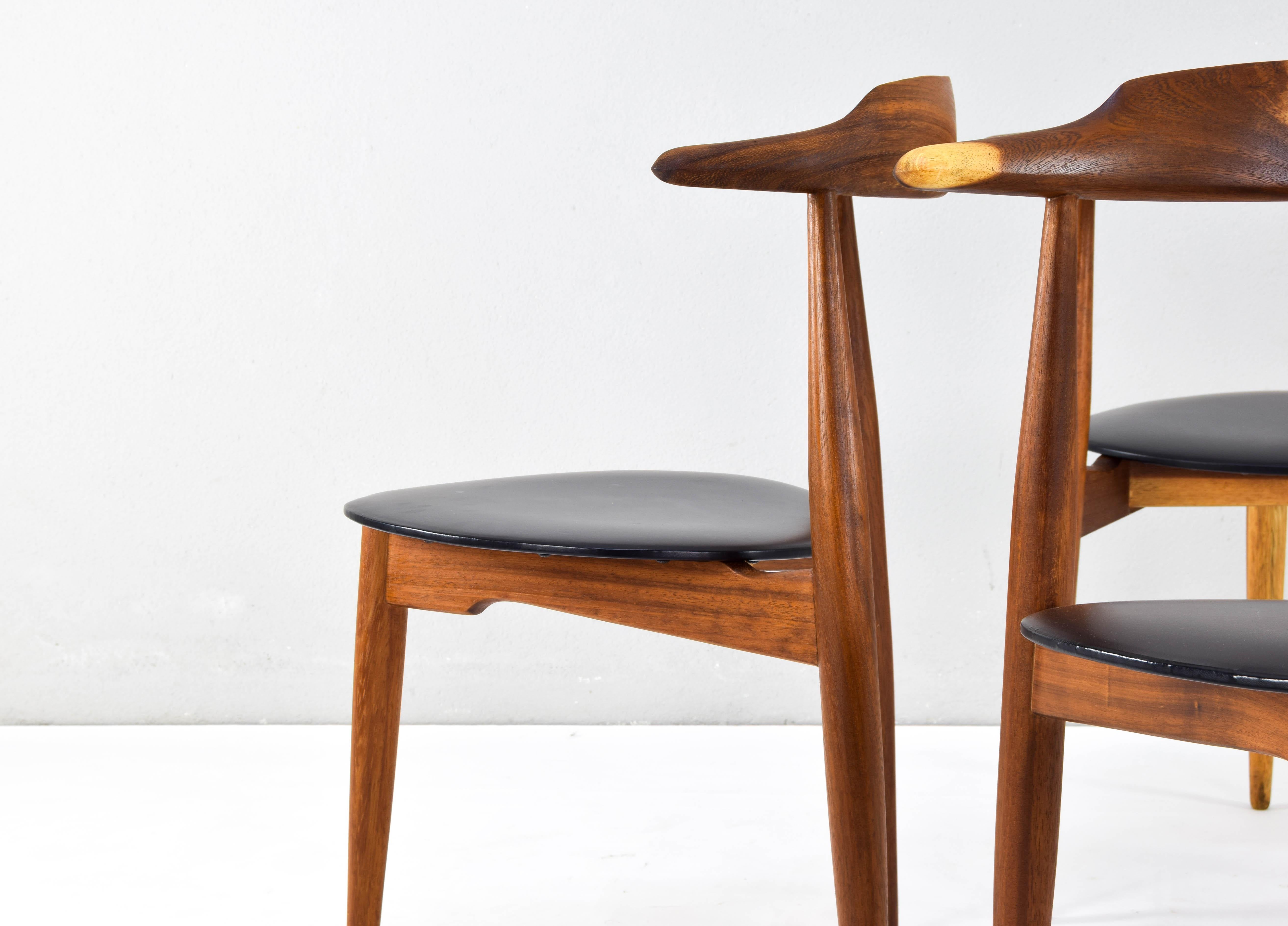 Set of Four Mid-Century Modern Hans Wegner 4104 Heart Dining Chairs, Denmark 50s 3