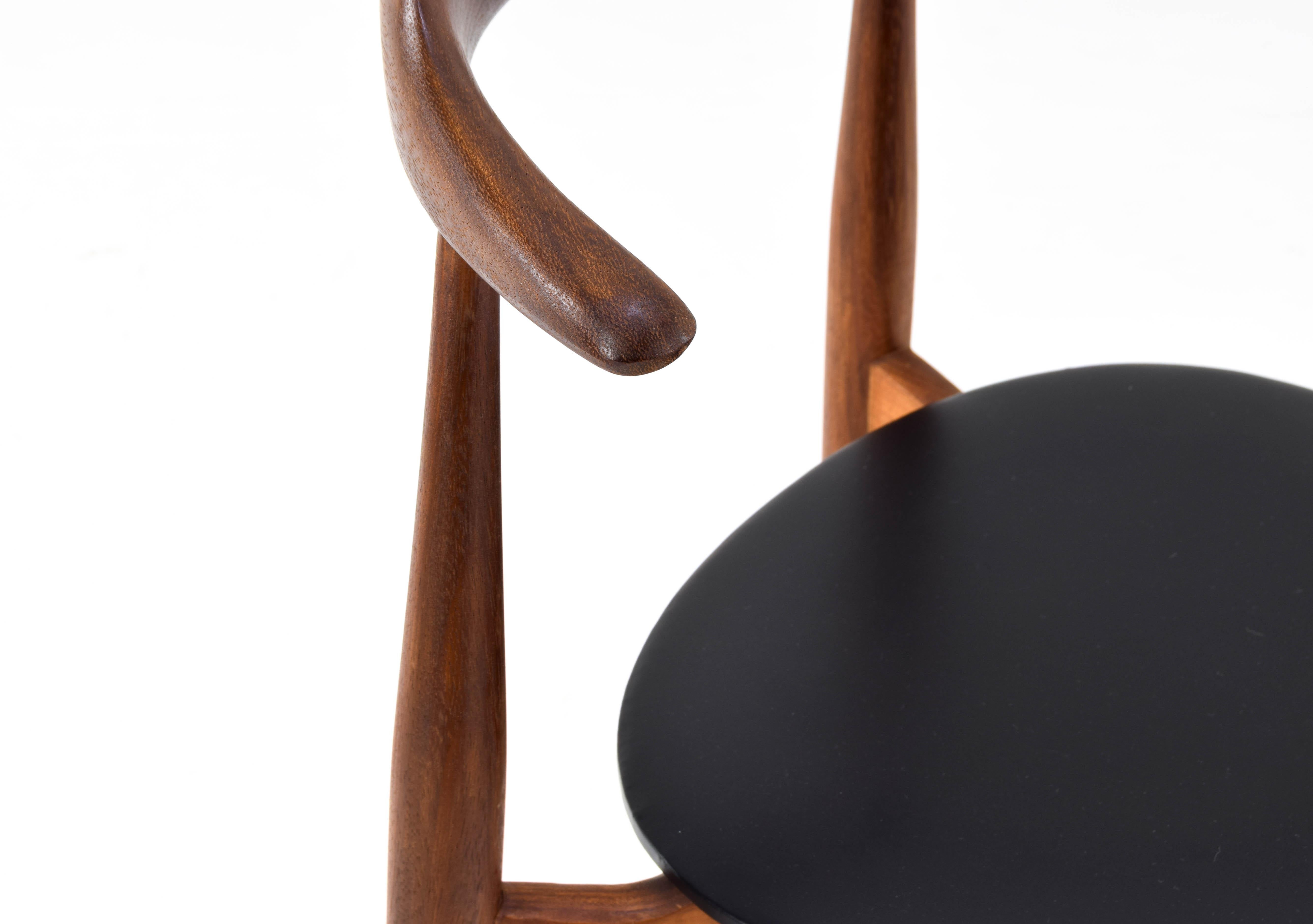 Set of Four Mid-Century Modern Hans Wegner 4104 Heart Dining Chairs, Denmark 50s 5