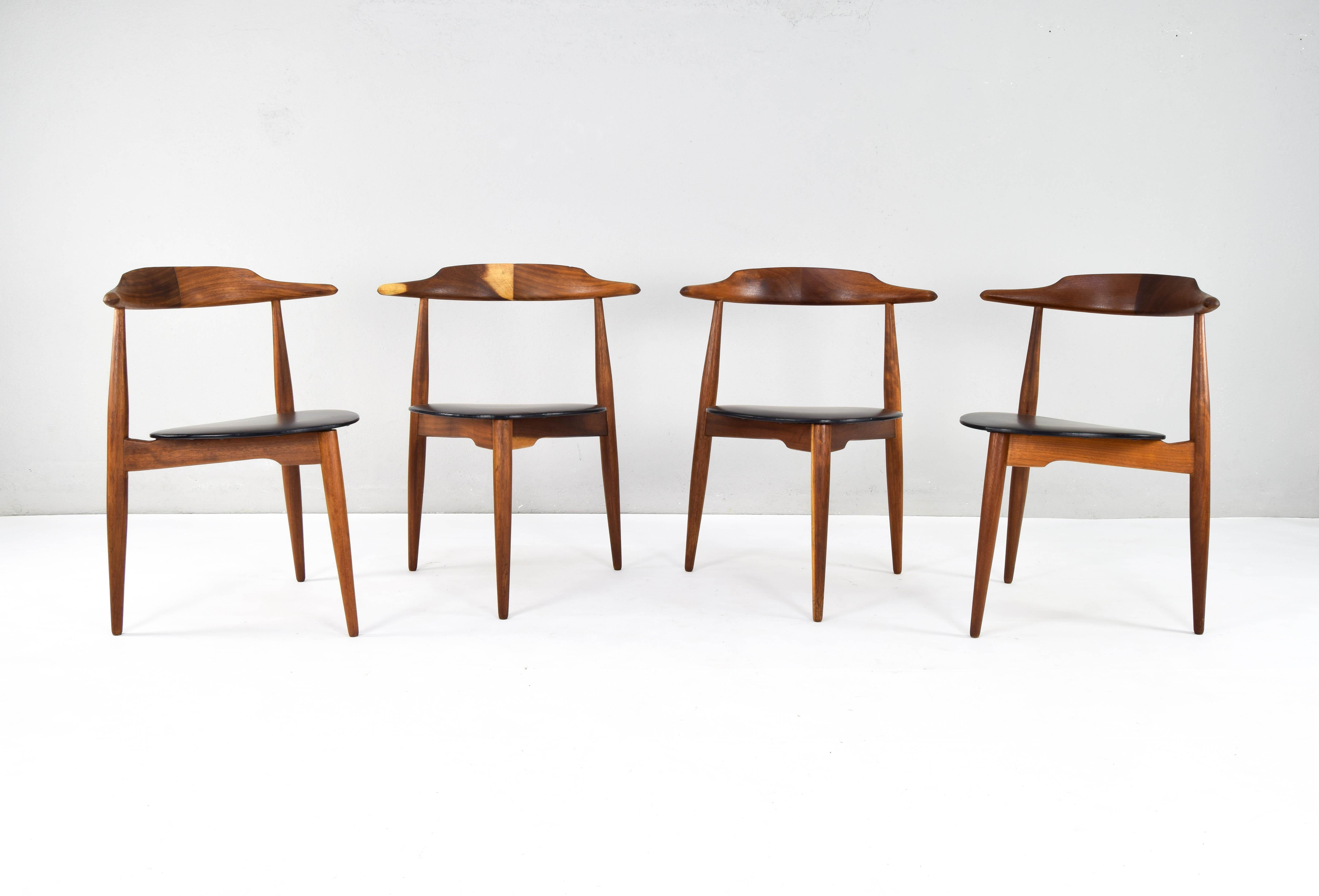 20th Century Set of Four Mid-Century Modern Hans Wegner 4104 Heart Dining Chairs, Denmark 50s
