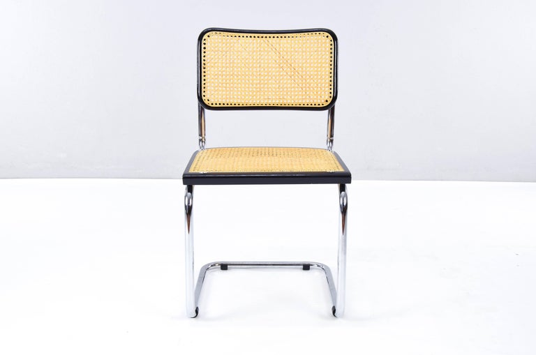 Late 20th Century Set of Four Mid-Century Modern Italian Marcel Breuer B32 Cesca Chairs, 70s For Sale