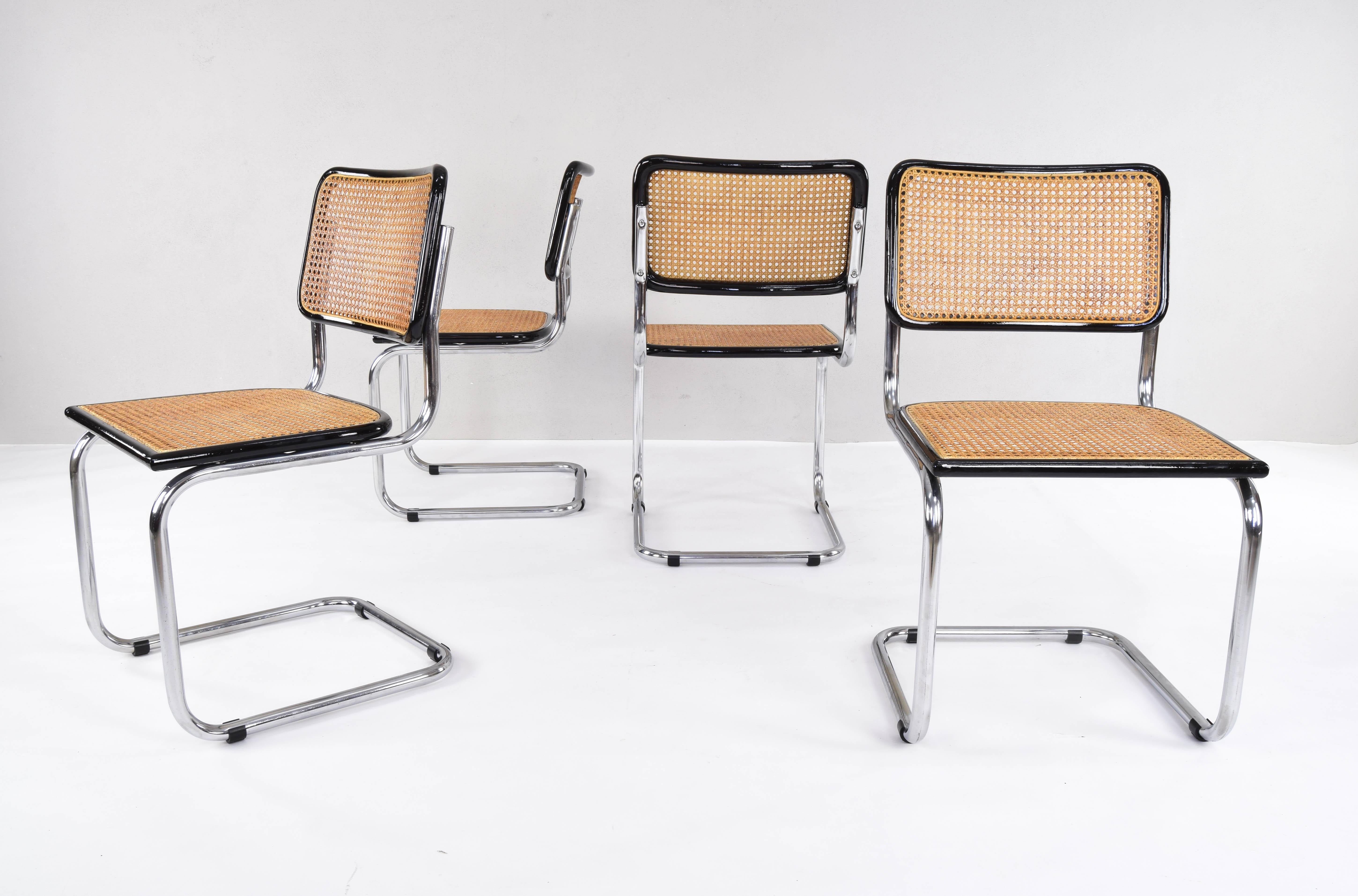 Italian Set of Four Mid-Century Modern Marcel Breuer B32 Cesca Chairs, Italy, 1970s