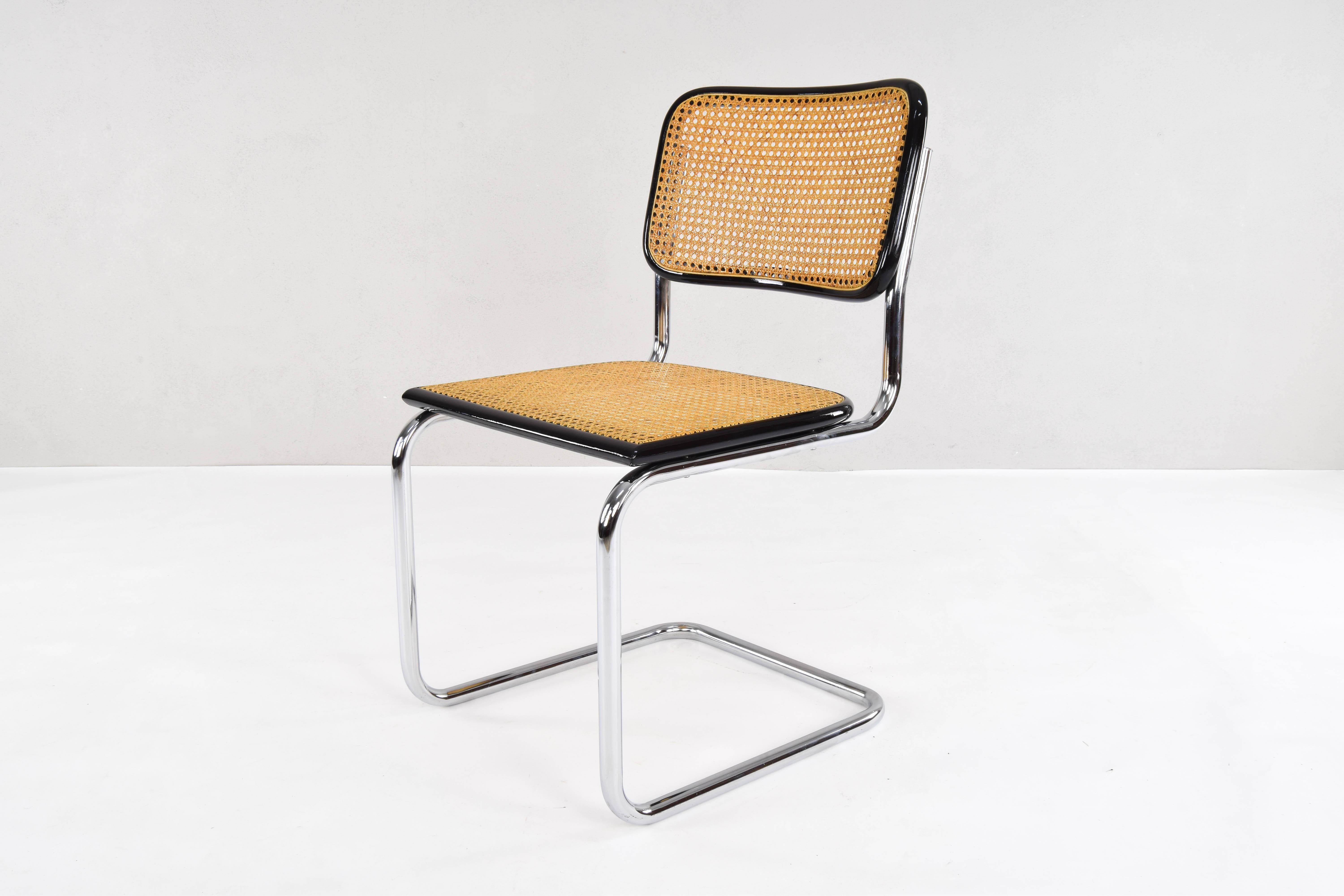 Set of four Mid-Century Modern Marcel Breuer B32 Cesca Chairs, Italy, 1970s In Good Condition In Escalona, Toledo