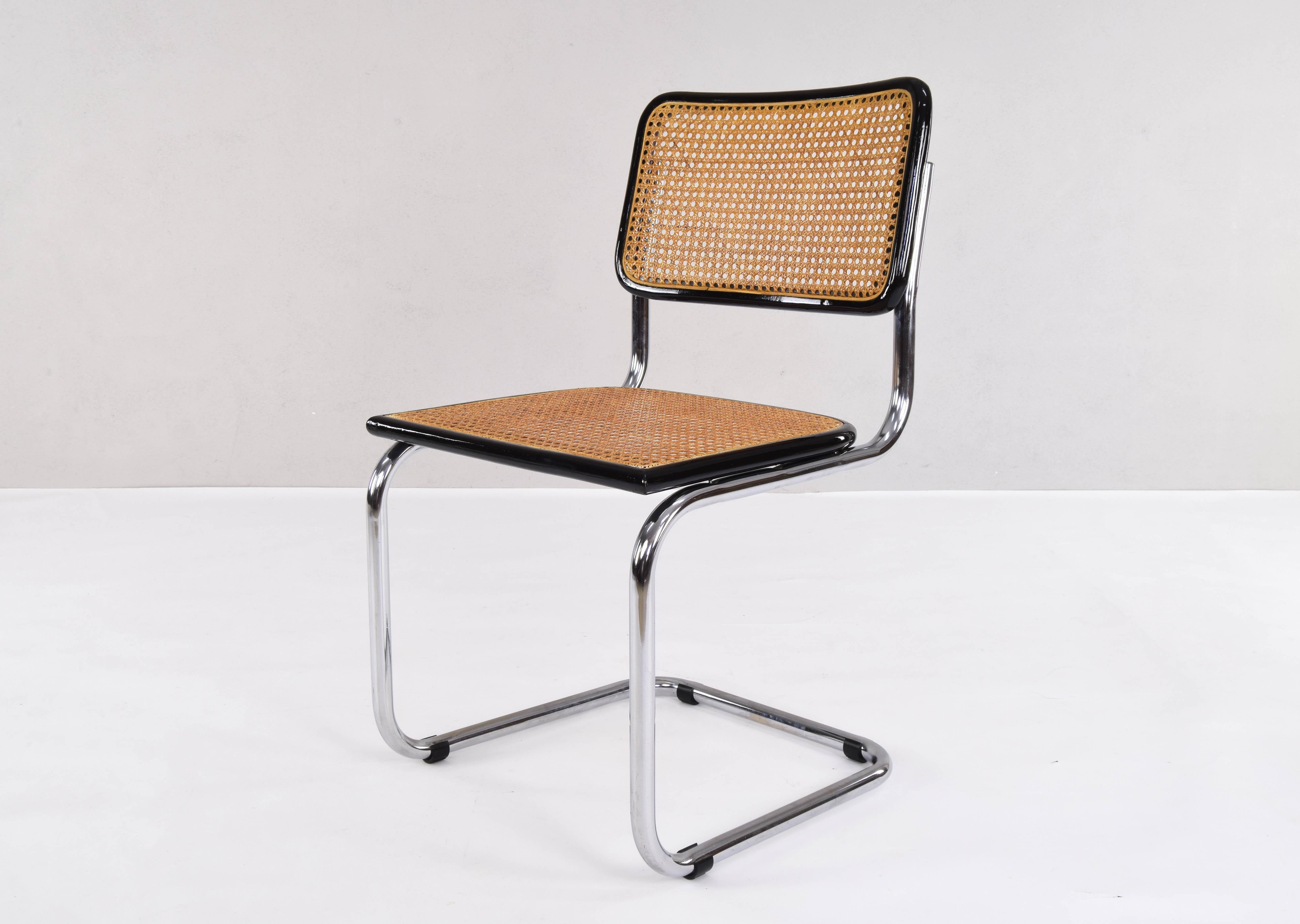Set of Four Mid-Century Modern Marcel Breuer B32 Cesca Chairs, Italy, 1970s In Excellent Condition In Escalona, Toledo
