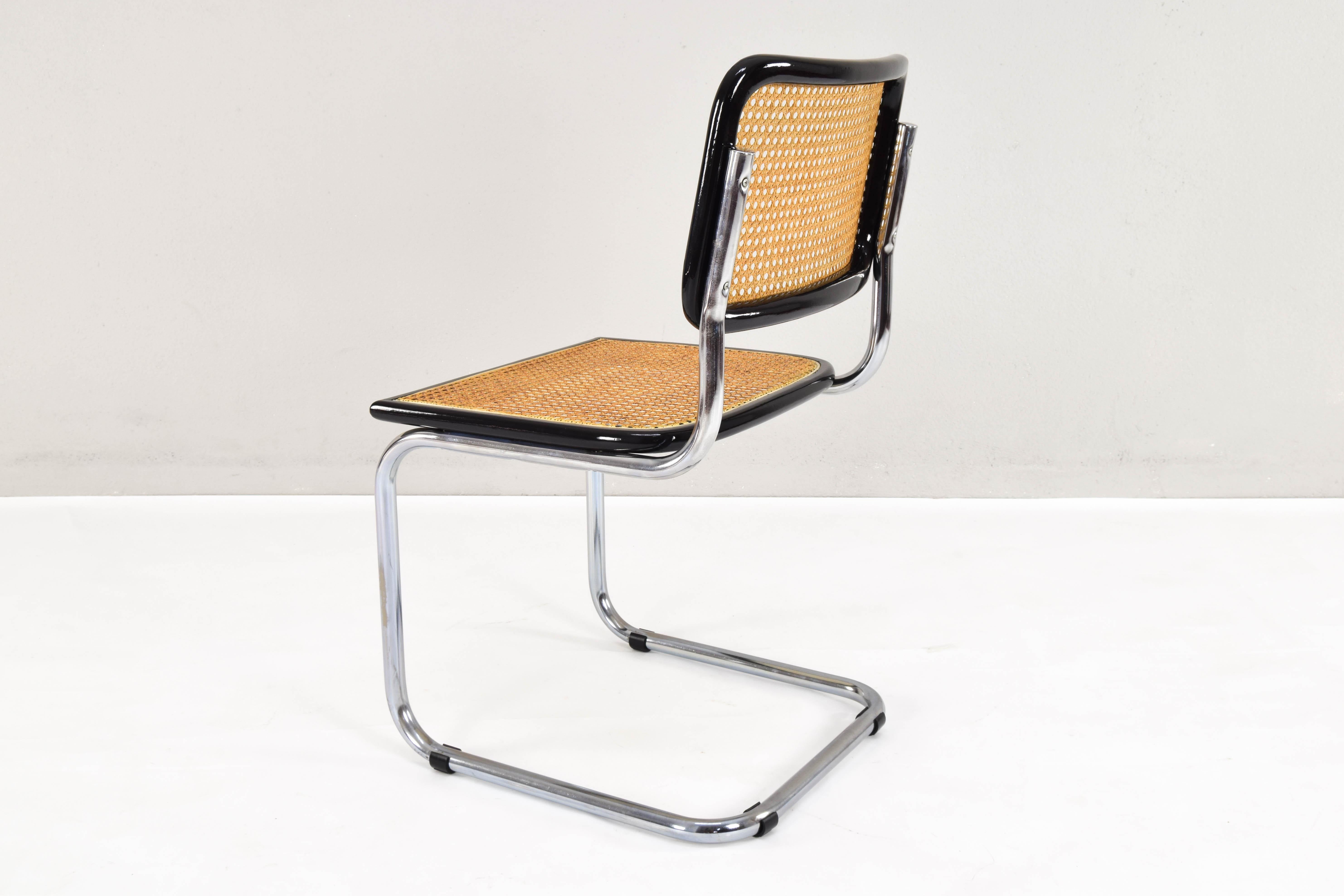 Beech Set of Four Mid-Century Modern Marcel Breuer B32 Cesca Chairs, Italy, 1970s