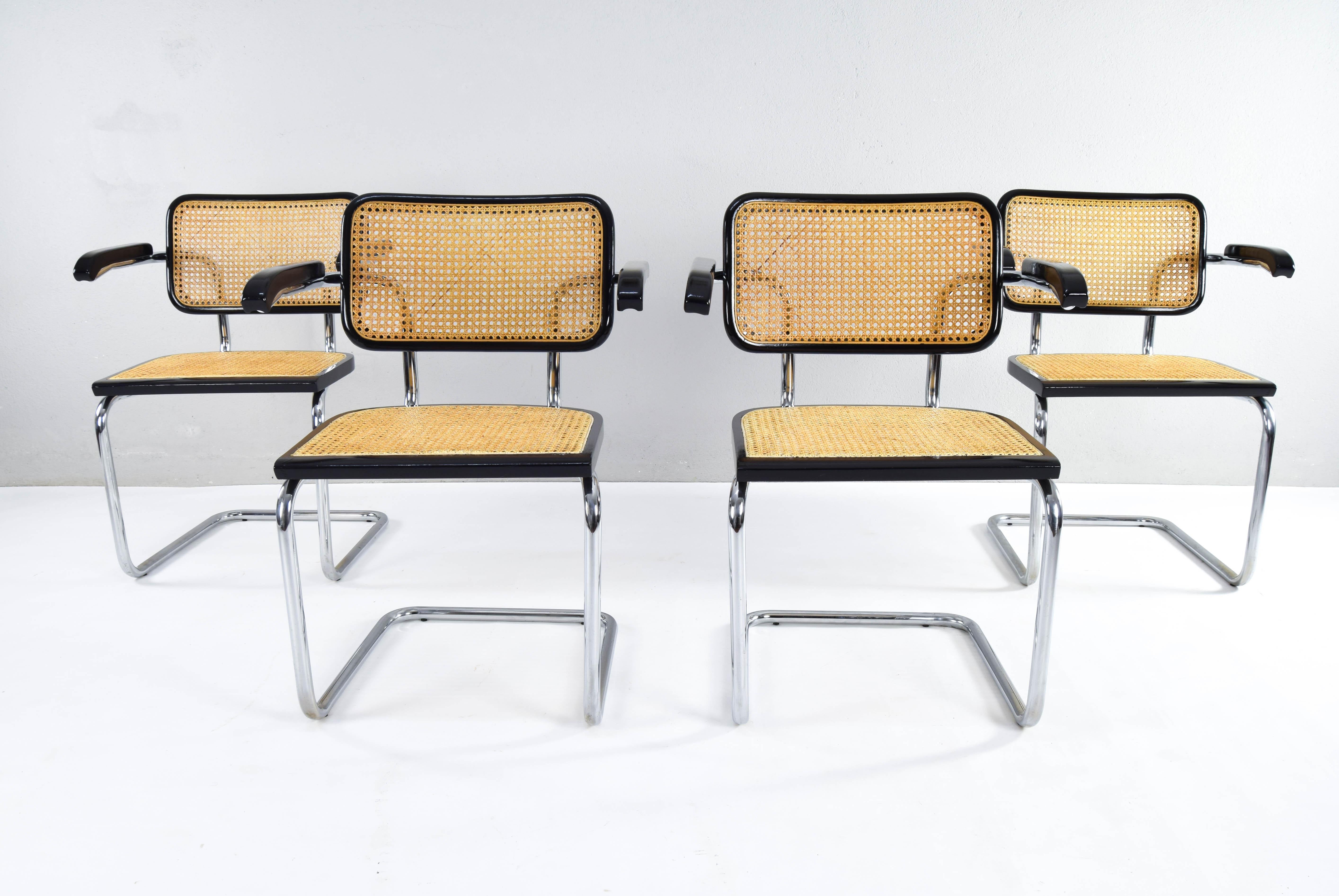 Set of four Mid Century Modern Marcel Breuer B64 Cesca Chairs Italy 1970 In Good Condition In Escalona, Toledo