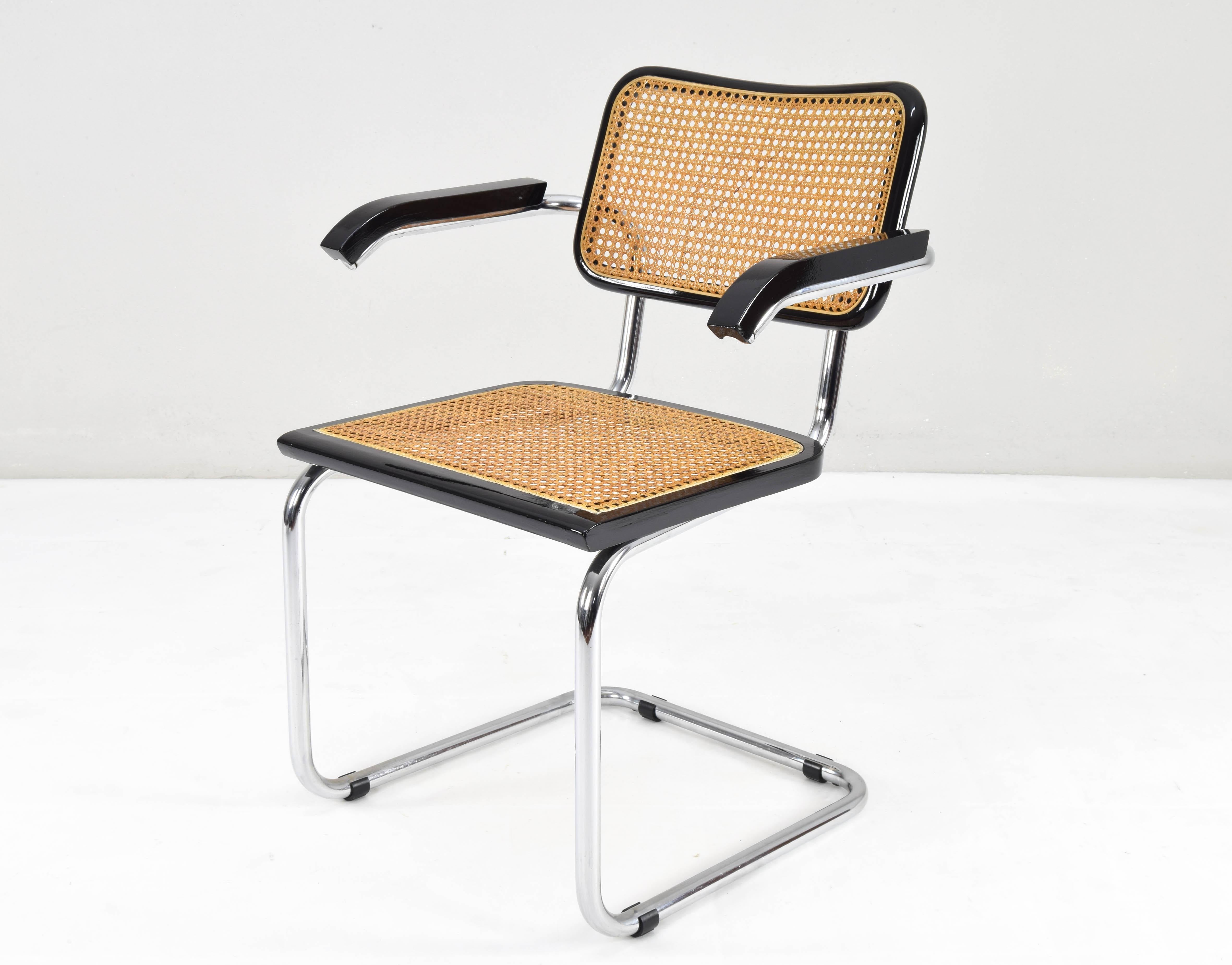 Late 20th Century Set of Four Mid-Century Modern Marcel Breuer B64 Cesca Chairs, Italy, 1970