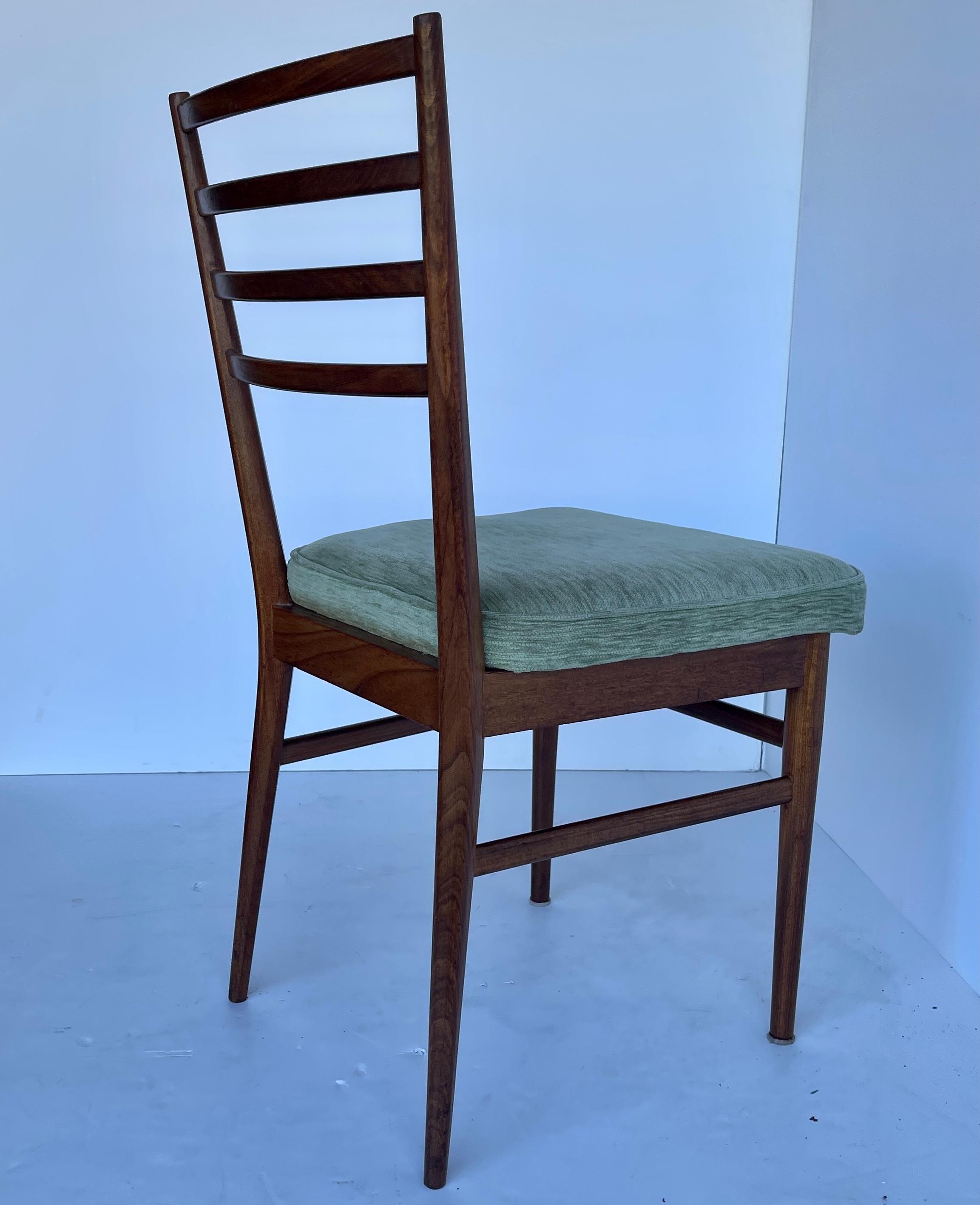 Set of Four Mid-Century Modern Meredew Teak Dining Chairs 7