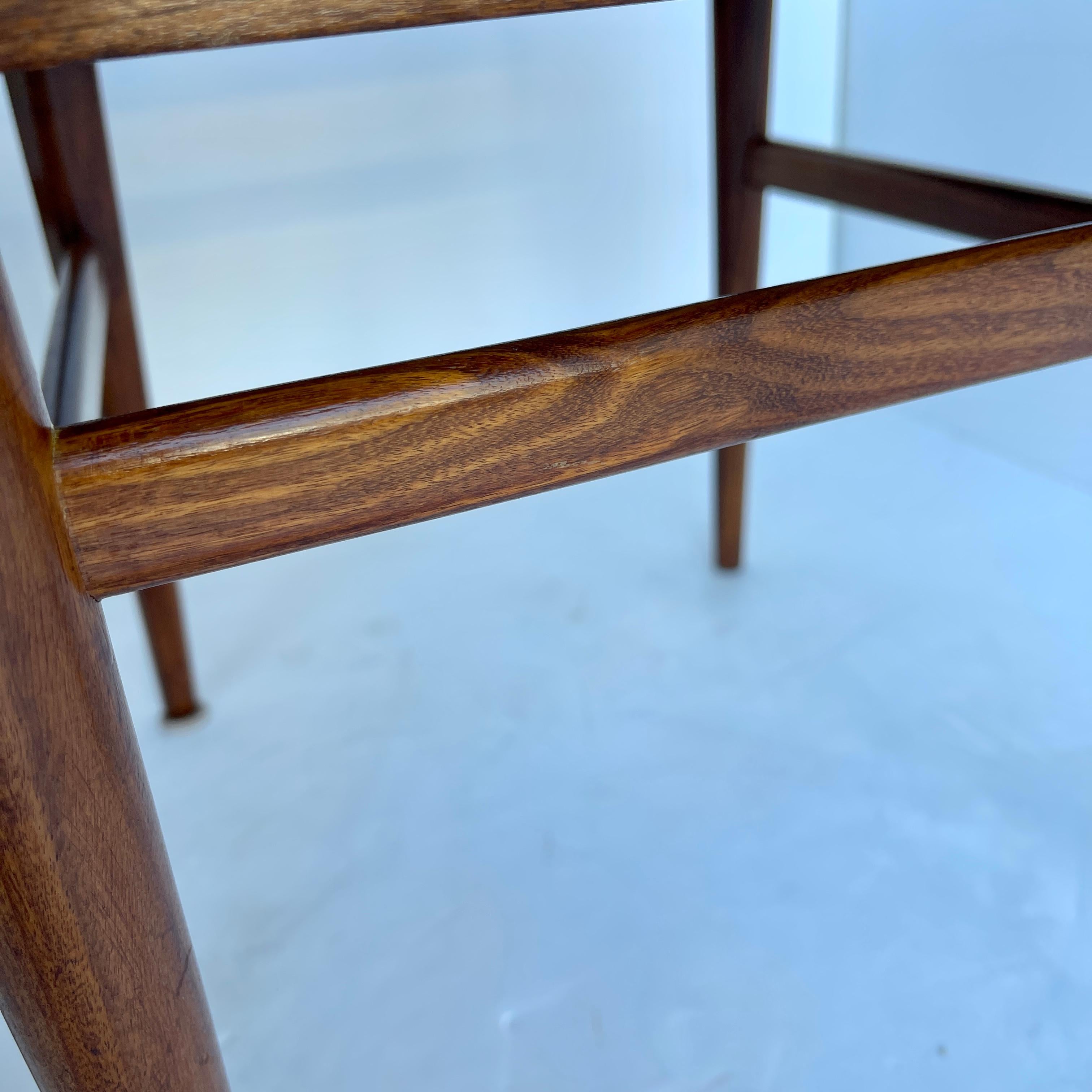 Set of Four Mid-Century Modern Meredew Teak Dining Chairs In Good Condition In Haddonfield, NJ