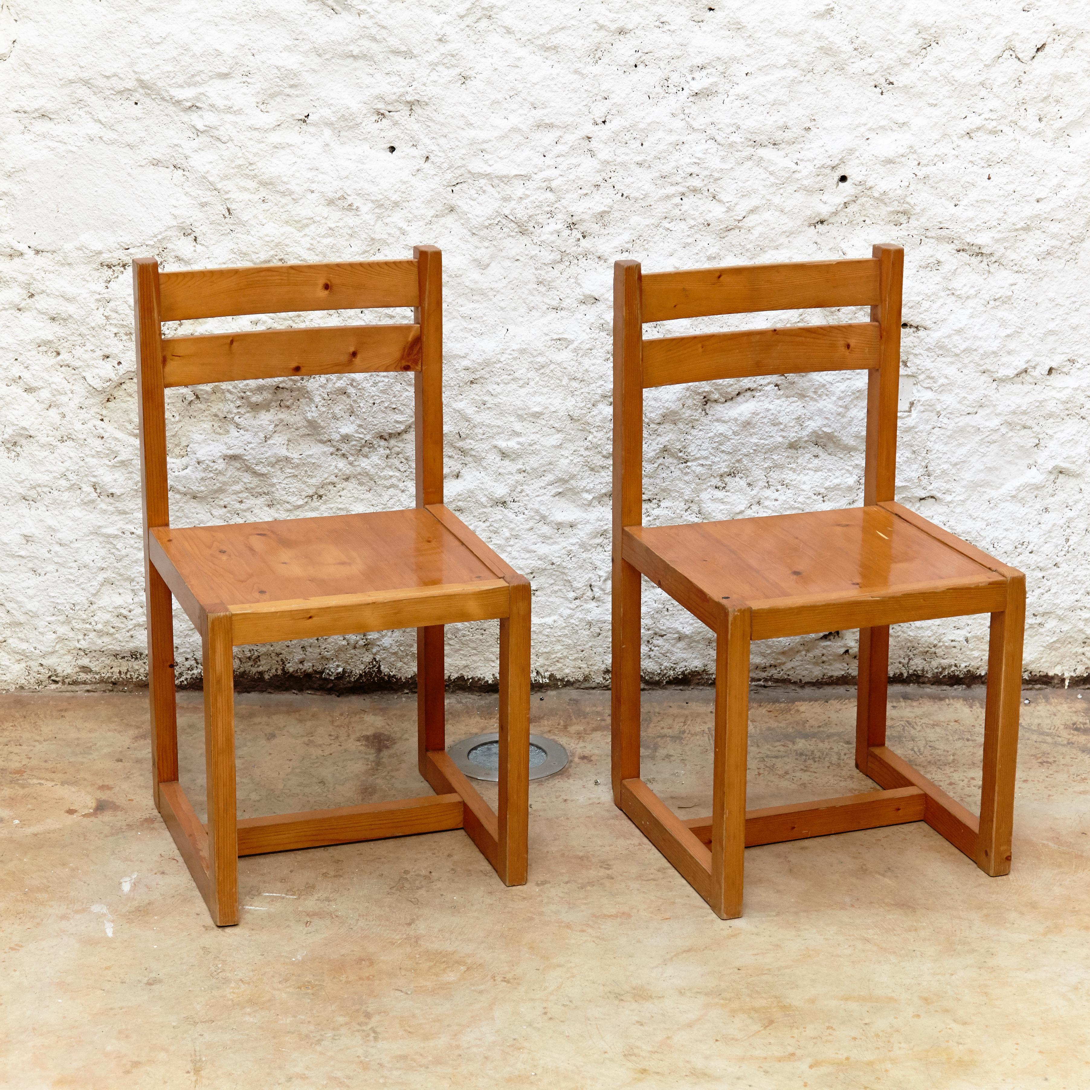 French Set of Four Mid-Century Modern Racionalist Wood Chairs from France, circa 1960