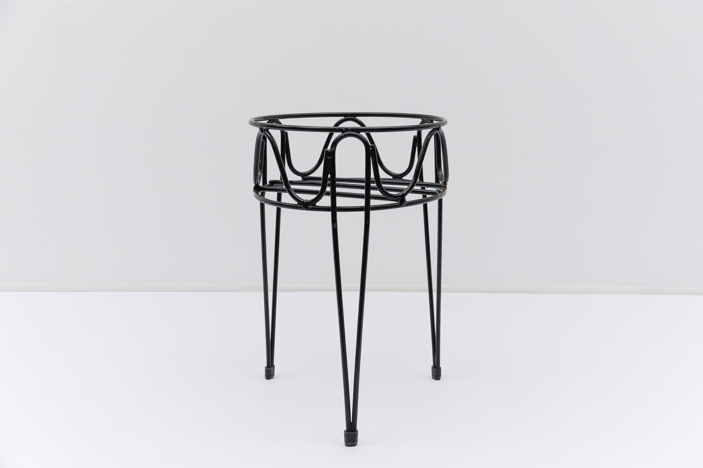Ensemble de quatre porte-fleurs en métal en forme de corde, 1950 Suède en vente 4