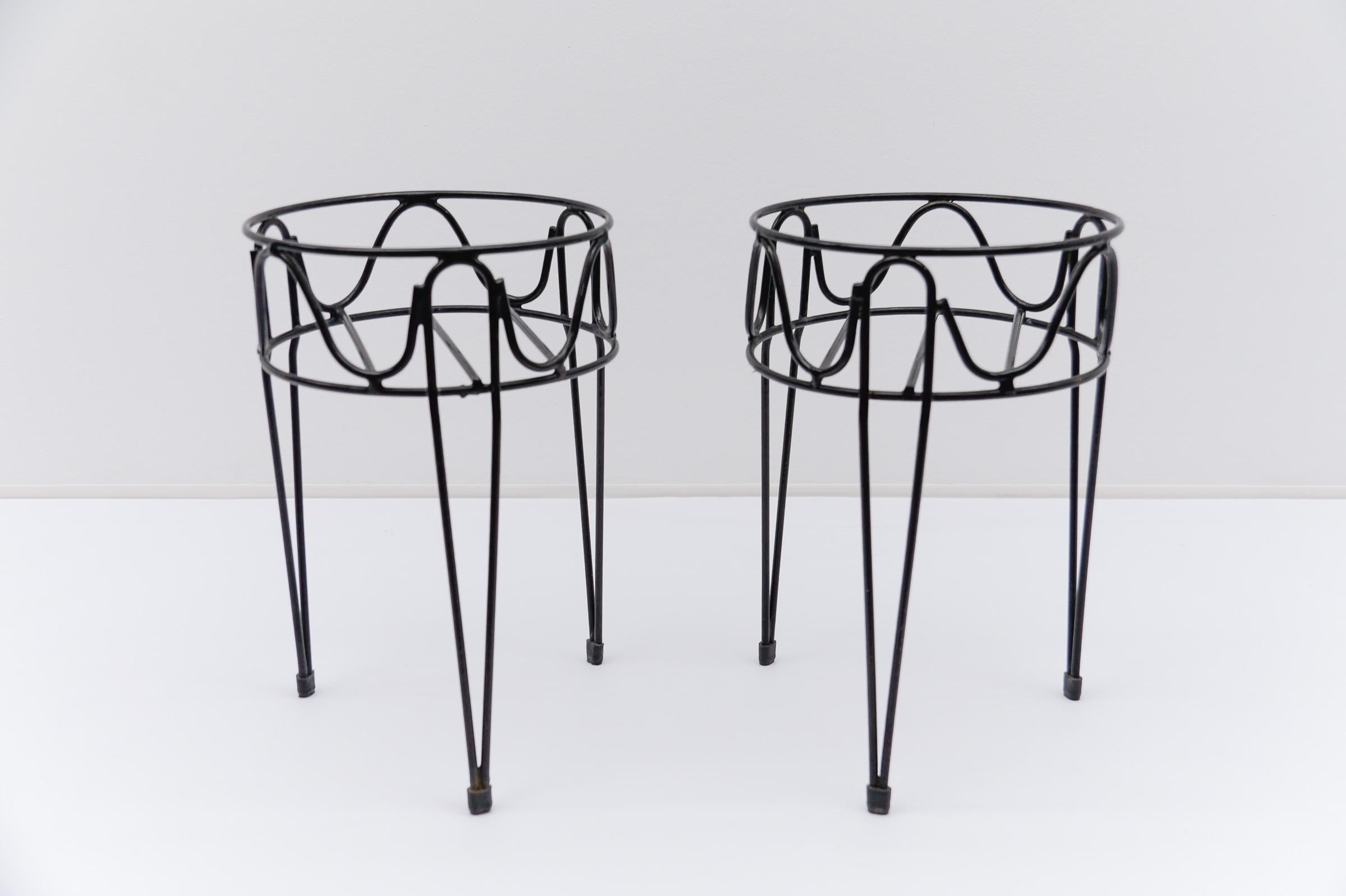 Ensemble de quatre porte-fleurs en métal en forme de corde, 1950 Suède en vente 1