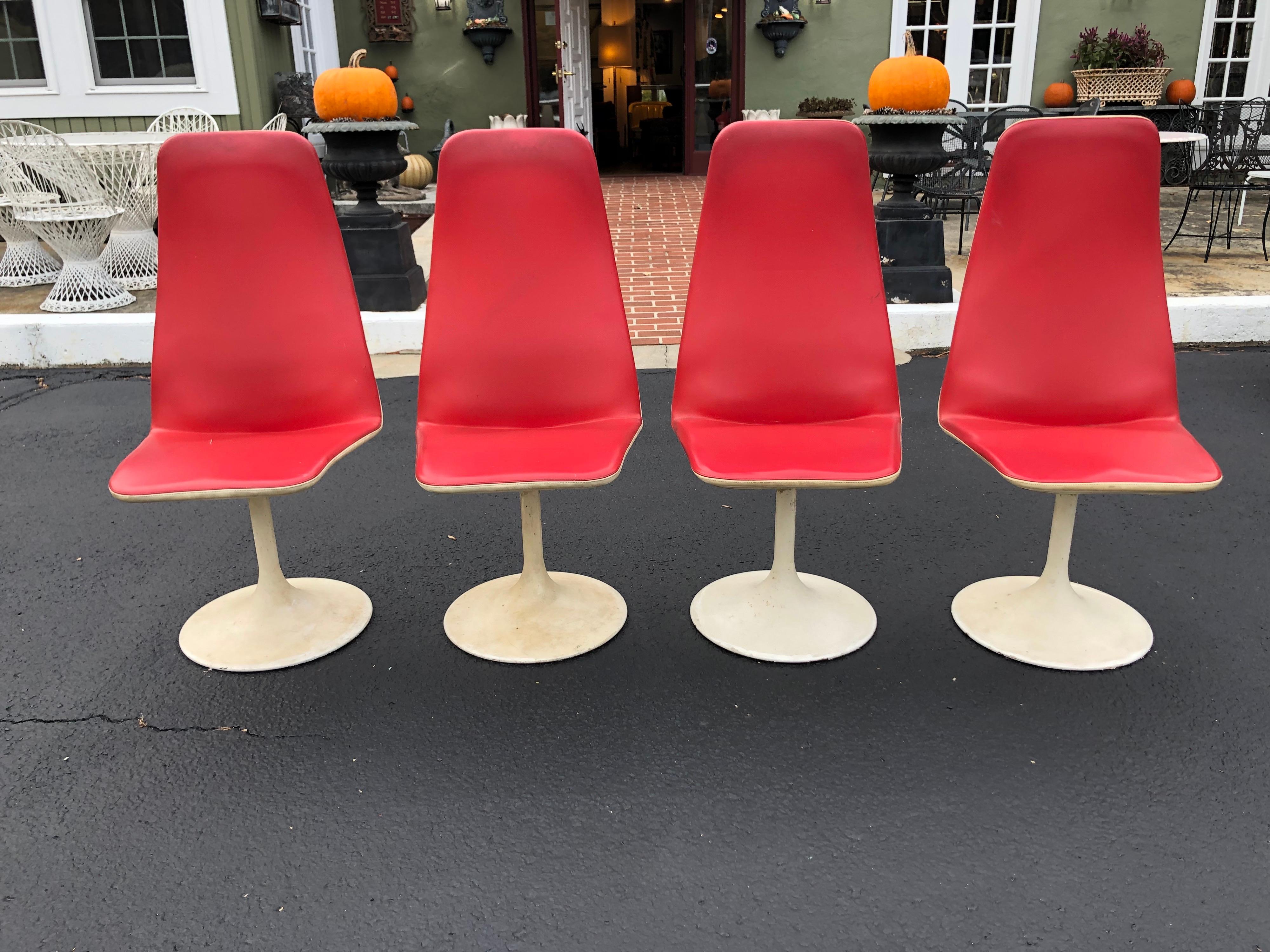 Set of Four Mid-Century Modern Swivel Chairs by Borje Johanson 2