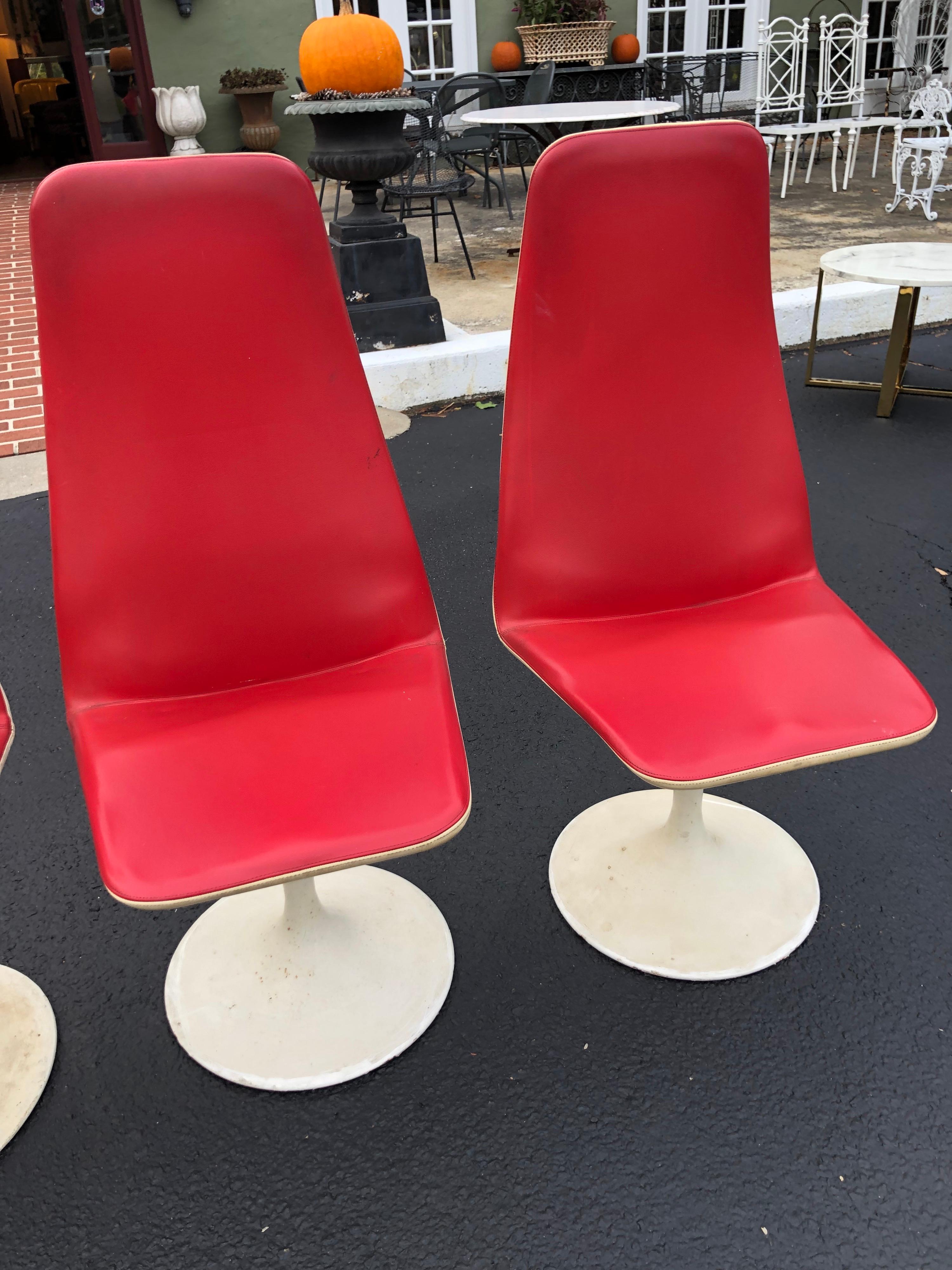 Metal Set of Four Mid-Century Modern Swivel Chairs by Borje Johanson