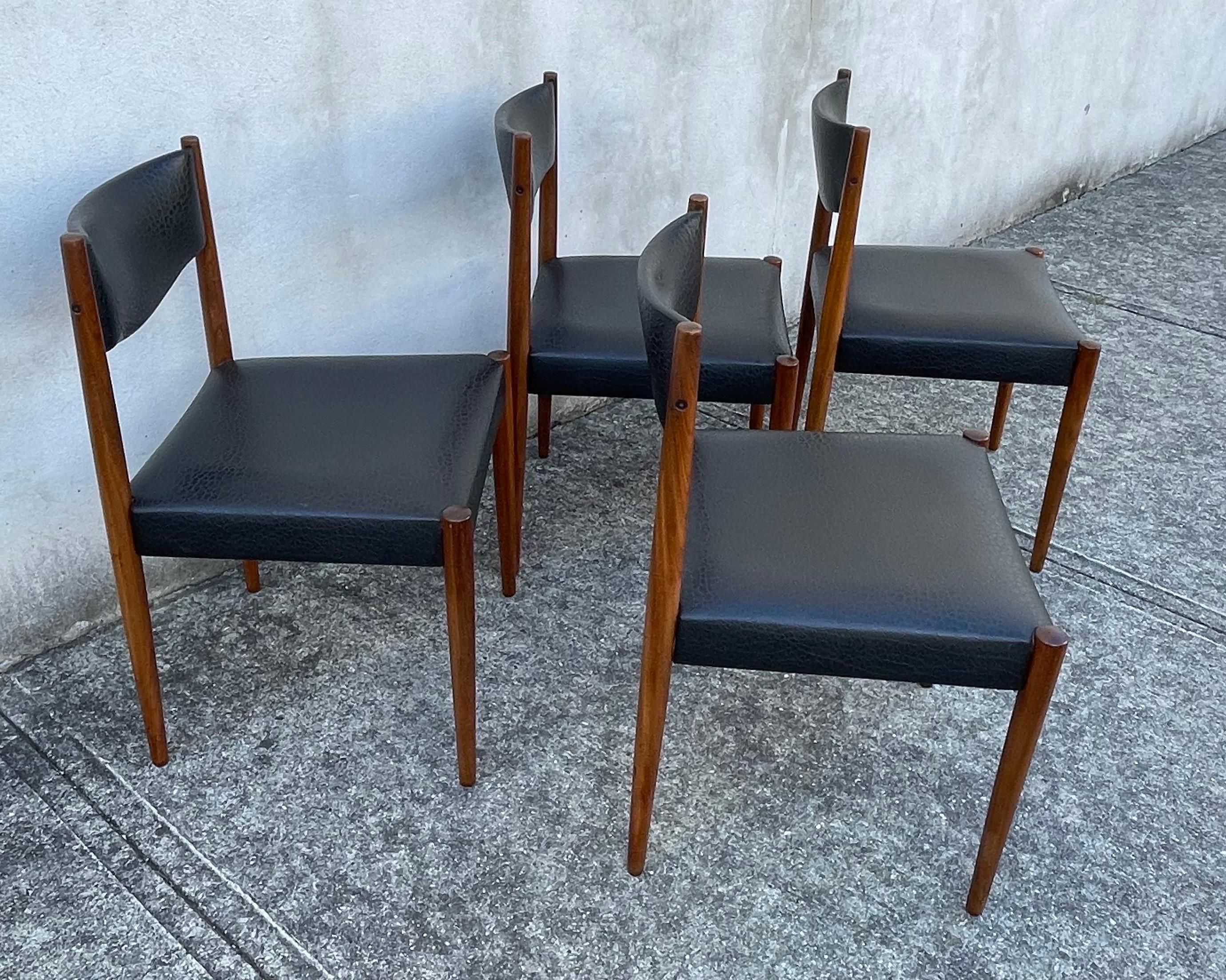 Mid-20th Century Set of Four Mid-Century Modern Teak Dining Chairs, Faux Black Leather Seats For Sale