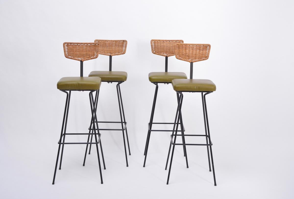 Set of Four Mid-Century Modern Wicker Bar Stools by Herta Maria Witzemann For Sale 2