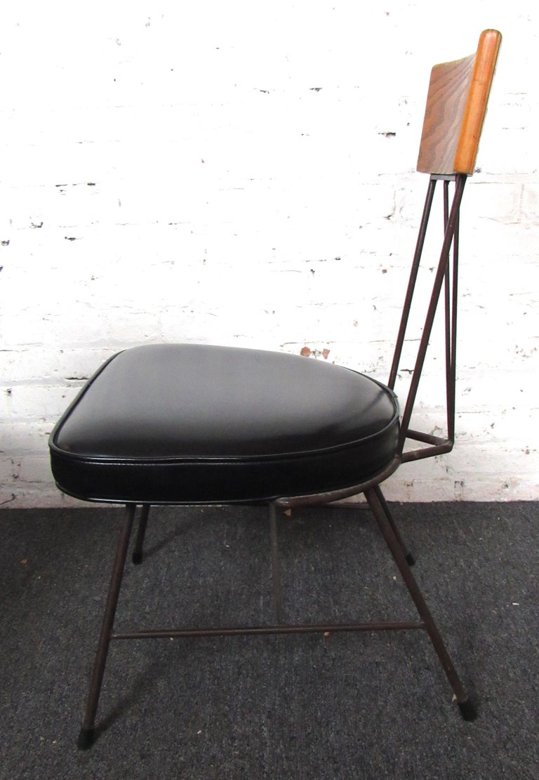 Mid-20th Century Set of Four Mid-Century Modern Wood & Vinyl Dining Chairs For Sale