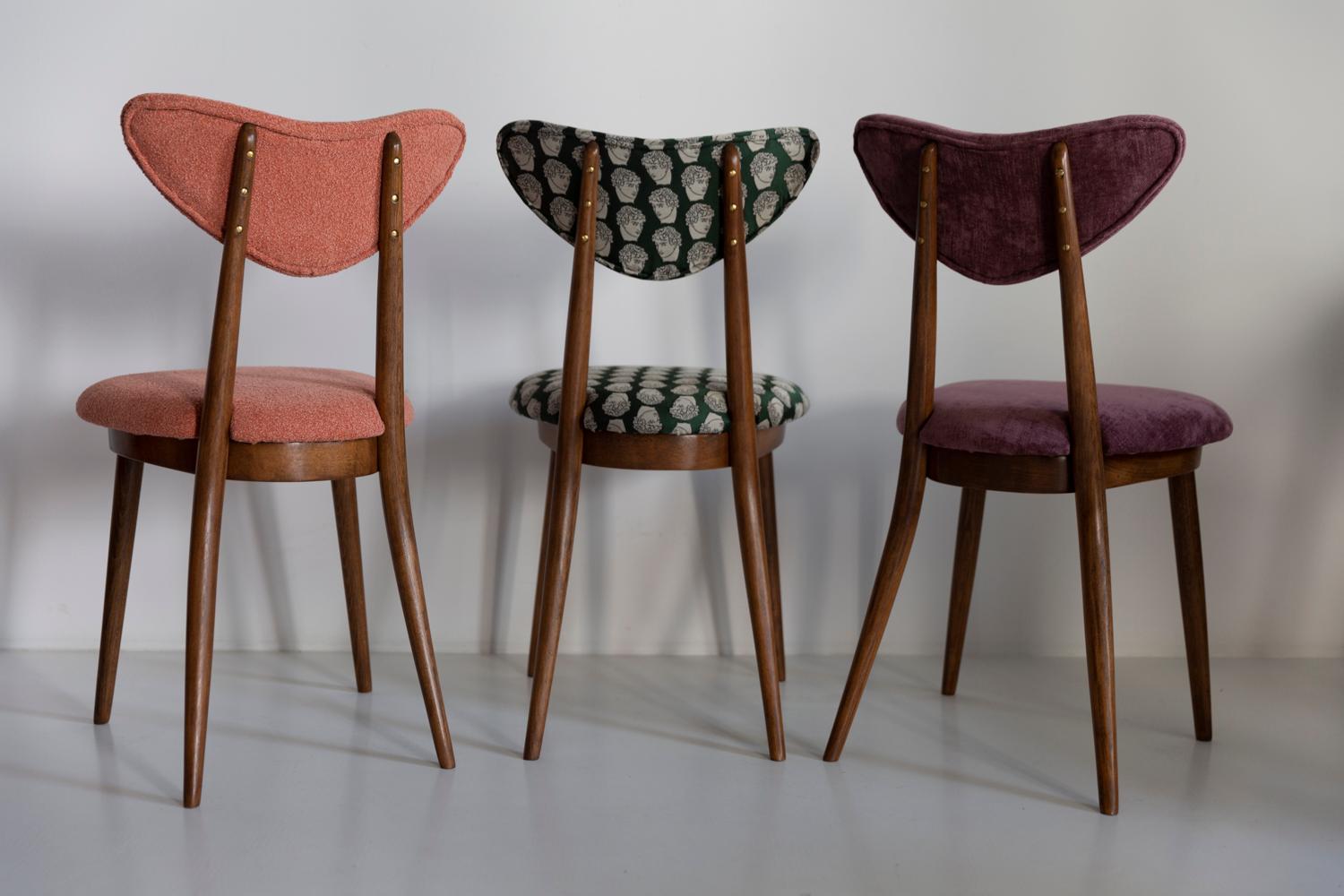 Set of Four Midcentury Orange Velvet Heart Chairs, Europe, 1960s For Sale 2