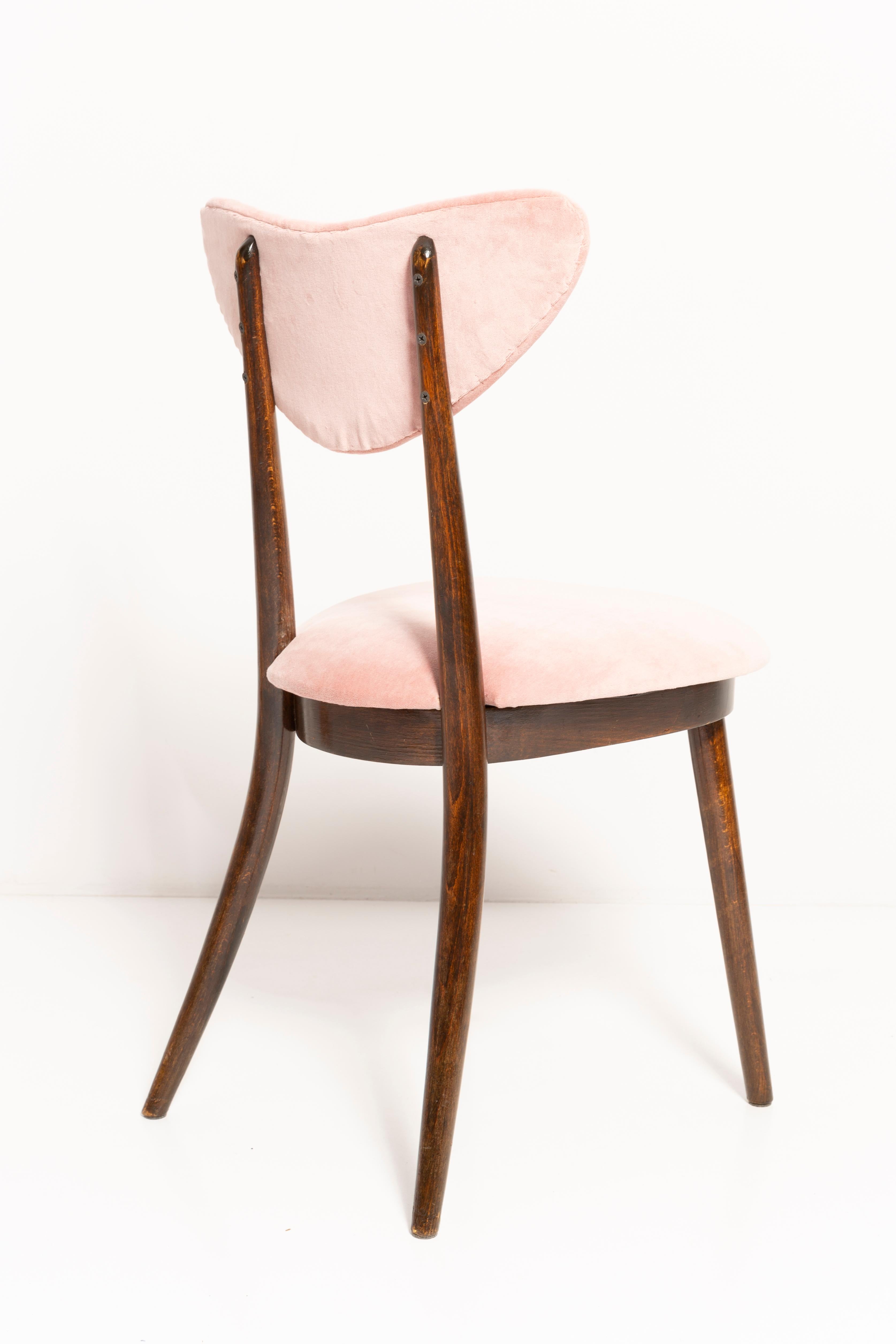 Set of Four Mid-Century Pink Cotton-Velvet Heart Chairs, Europe, 1960s For Sale 2