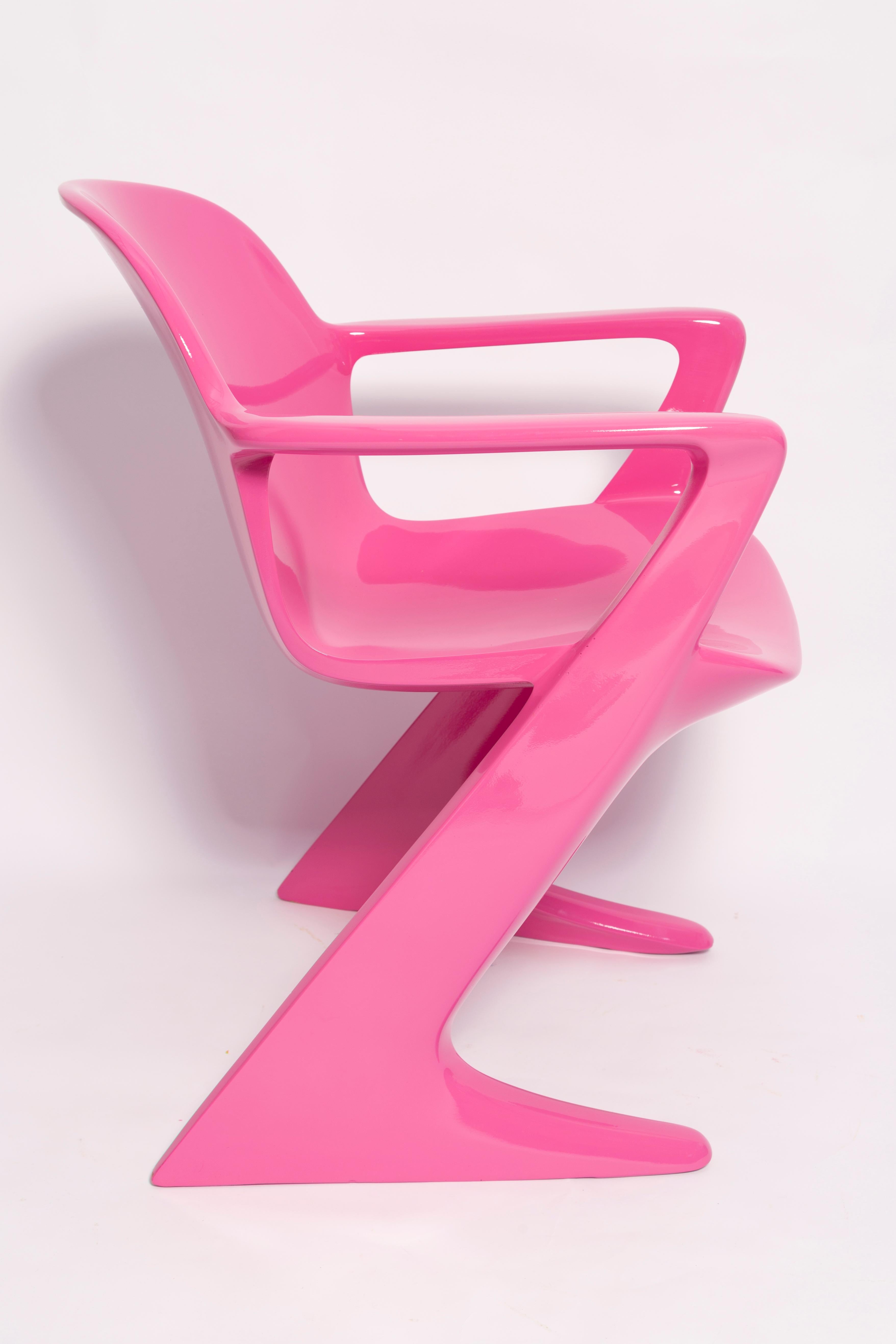 Set of Four Mid Century Pink Kangaroo Chairs, Ernst Moeckl, Germany, 1960s In Excellent Condition For Sale In 05-080 Hornowek, PL