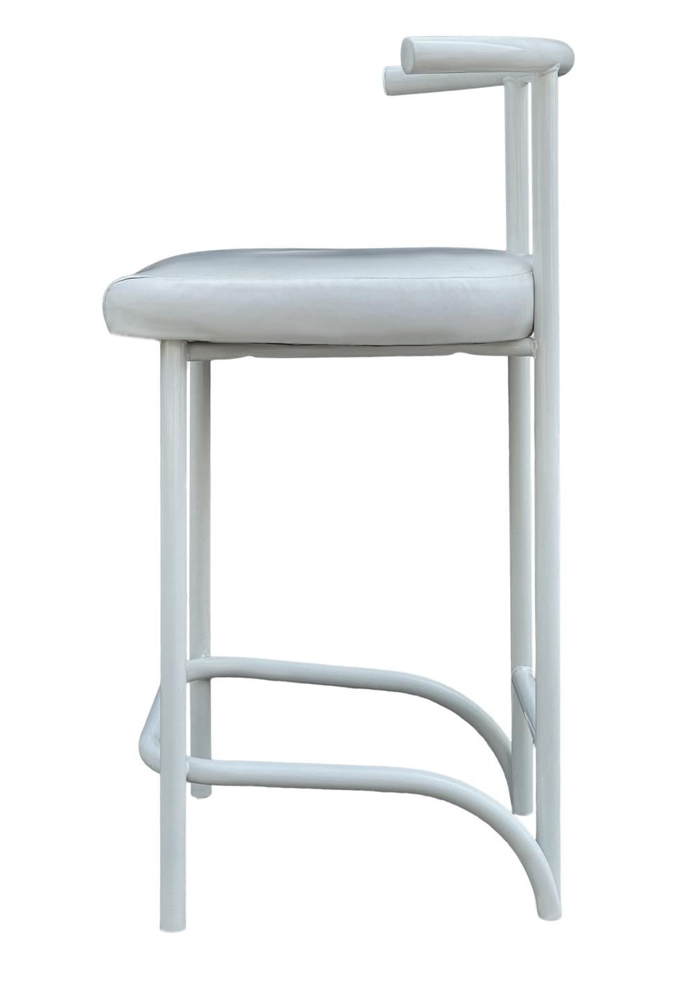 Metal Set of Four Mid Century Post Modern Tokyo Style Counter or Bar Stools in White For Sale