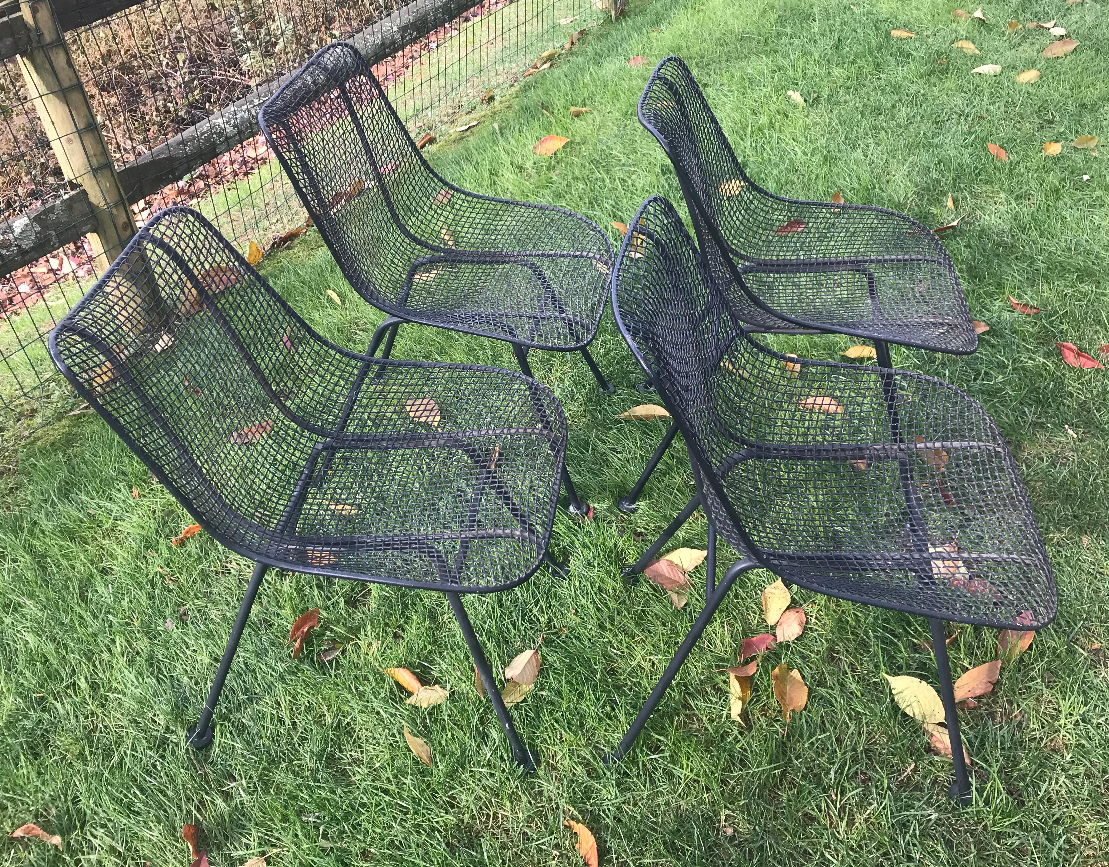 American Set of Four Mid Century Russell Woodard Sculptura Mesh Seat Dining Chairs, 1950s