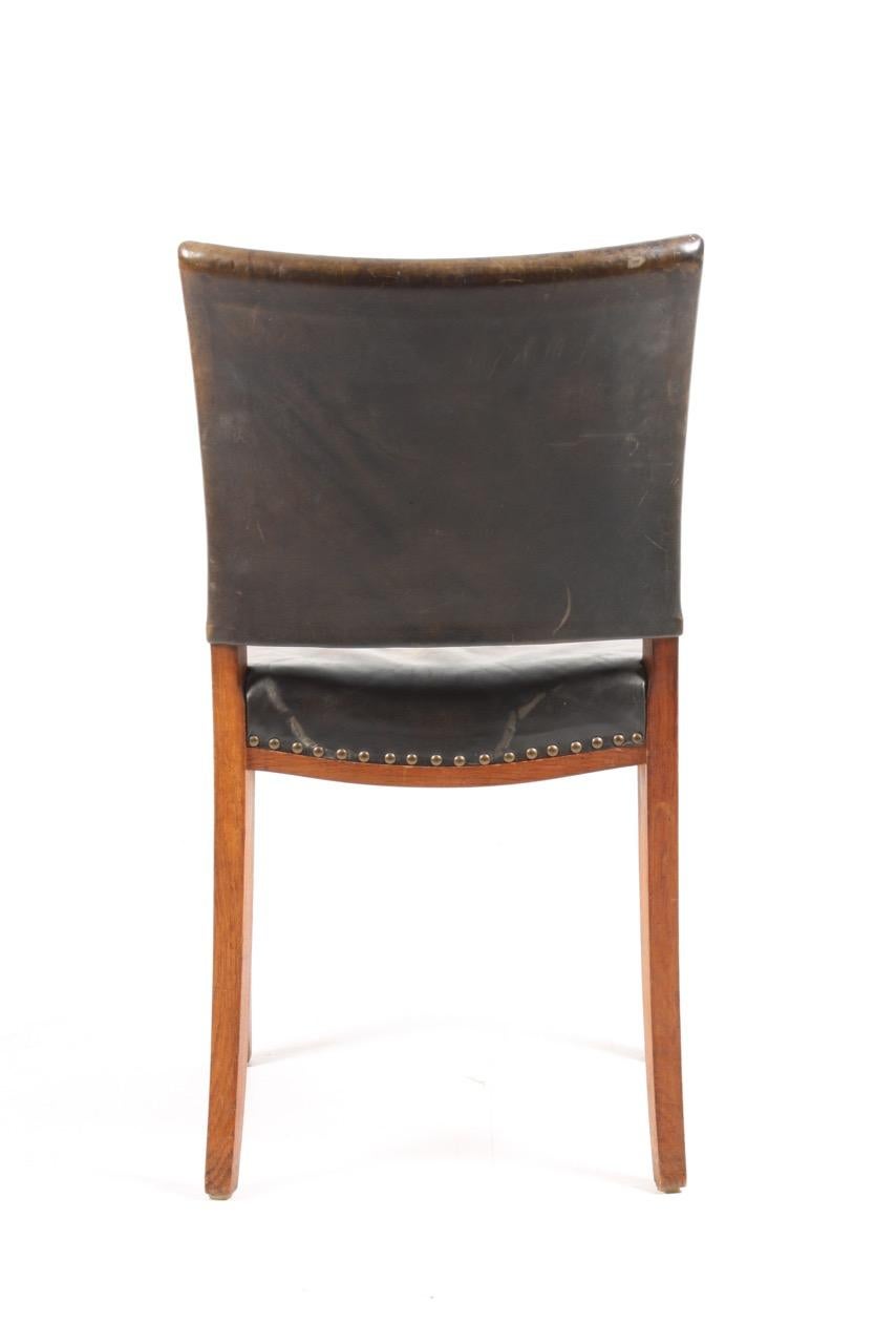 Set of Four Midcentury Side Chairs in Patinated Leather by Fritz Hansen, Danish 1
