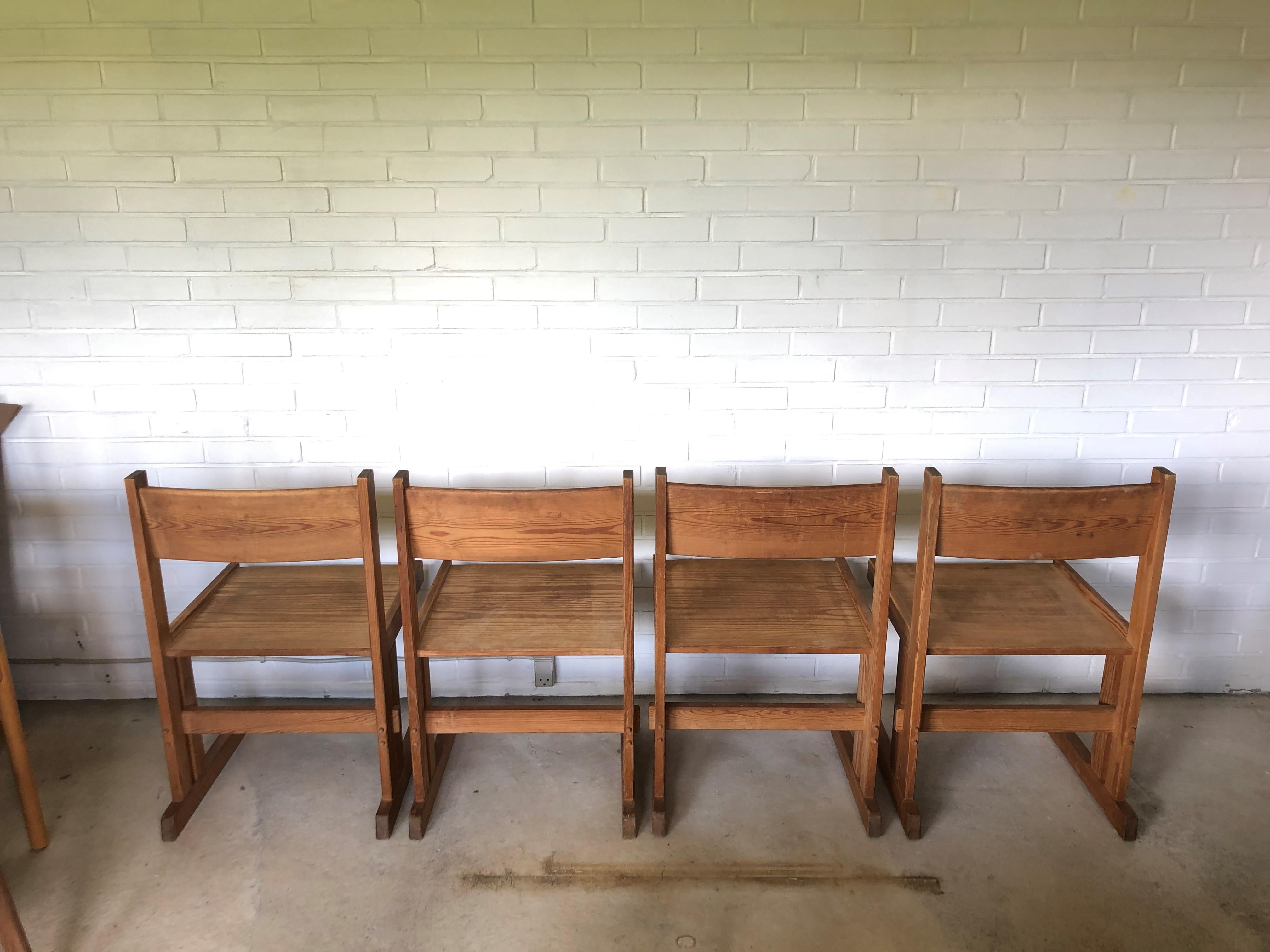 Set of Four Midcentury Solid Oregon Pine Chairs Danish, 1960s For Sale 1