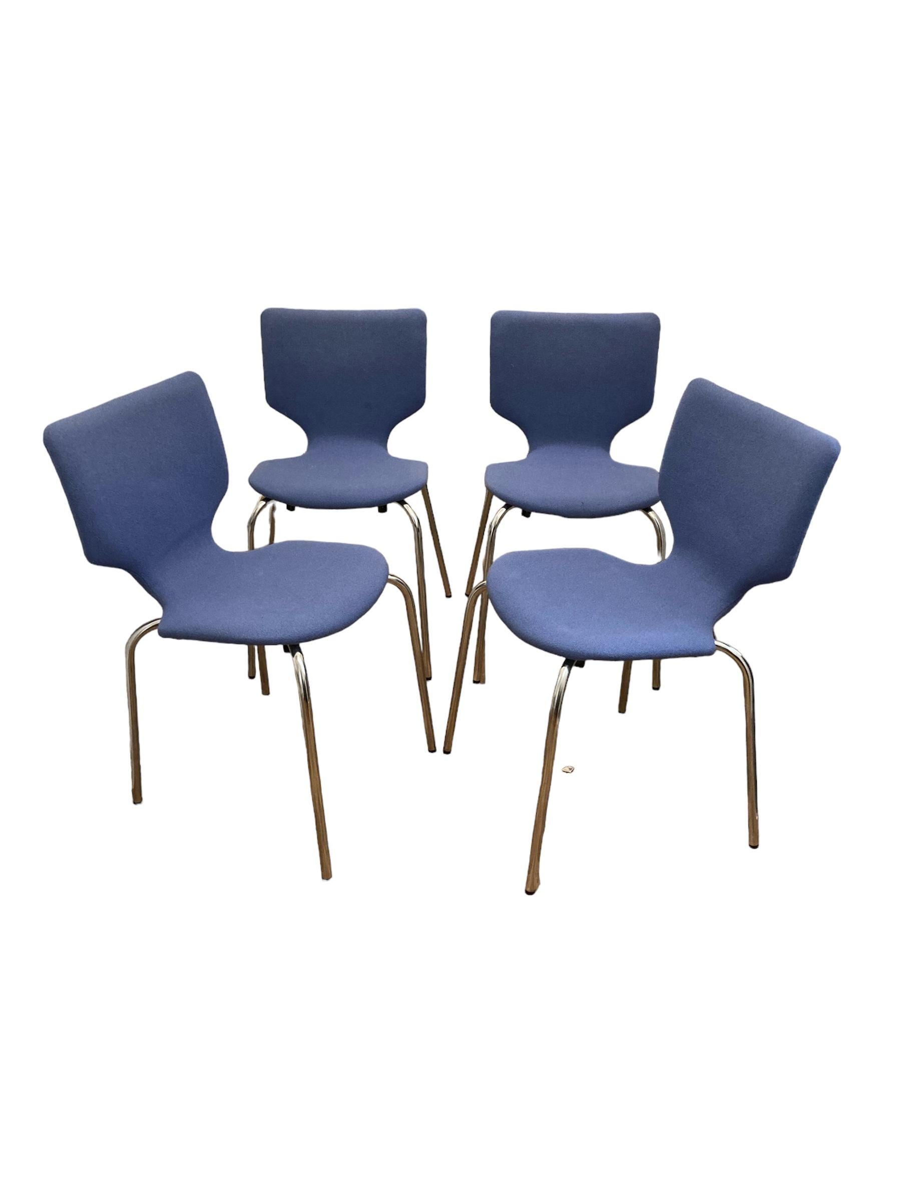 Danois Ensemble de quatre chaises de conférence danoises Duba Mobelindustri de style du milieu du siècle (1995) en vente