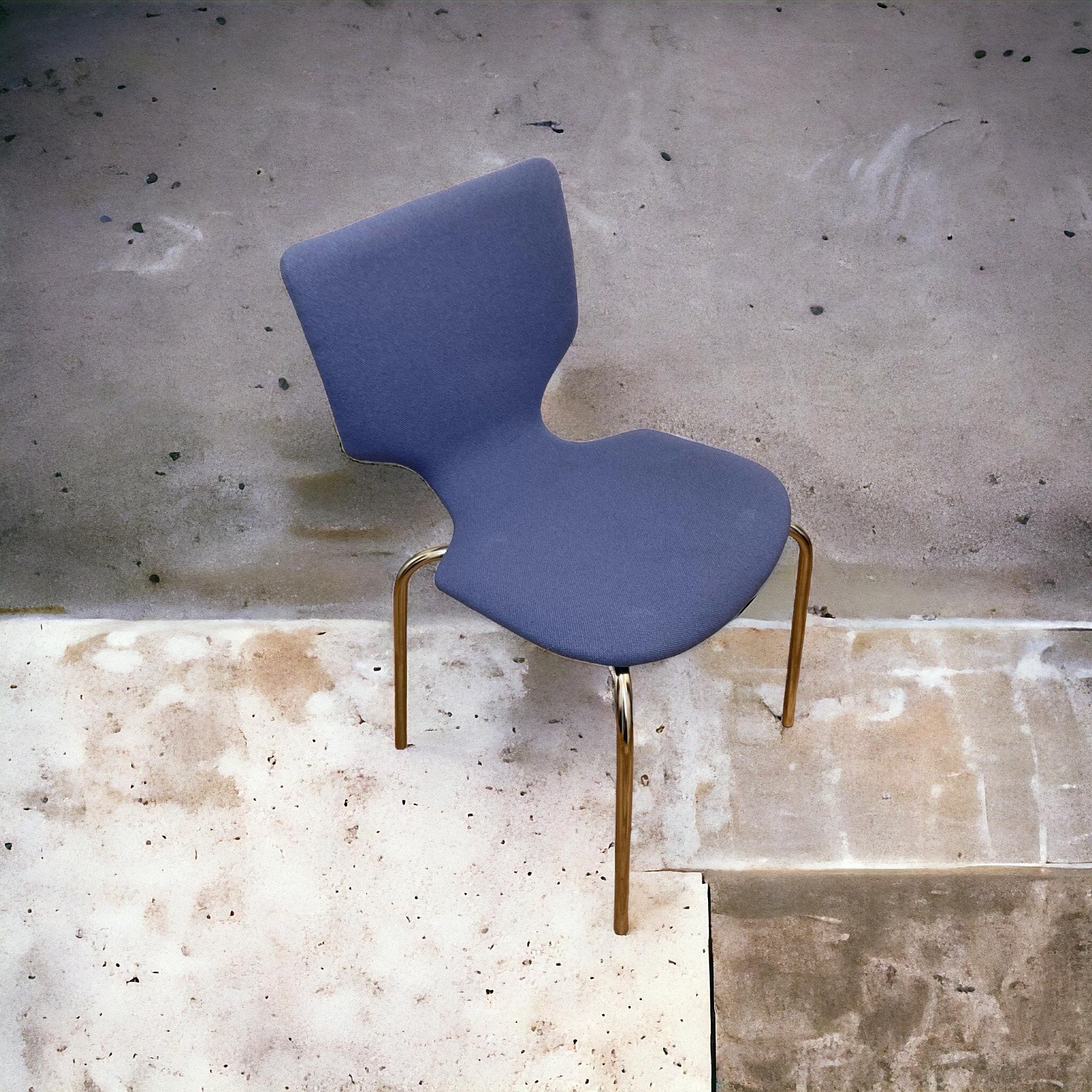 Ensemble de quatre chaises de conférence danoises Duba Mobelindustri de style du milieu du siècle (1995) en vente 2