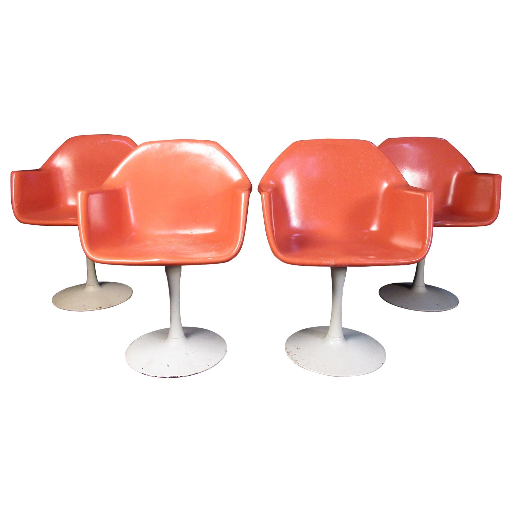 Set of Four Mid-Century Tulip Chairs For Sale