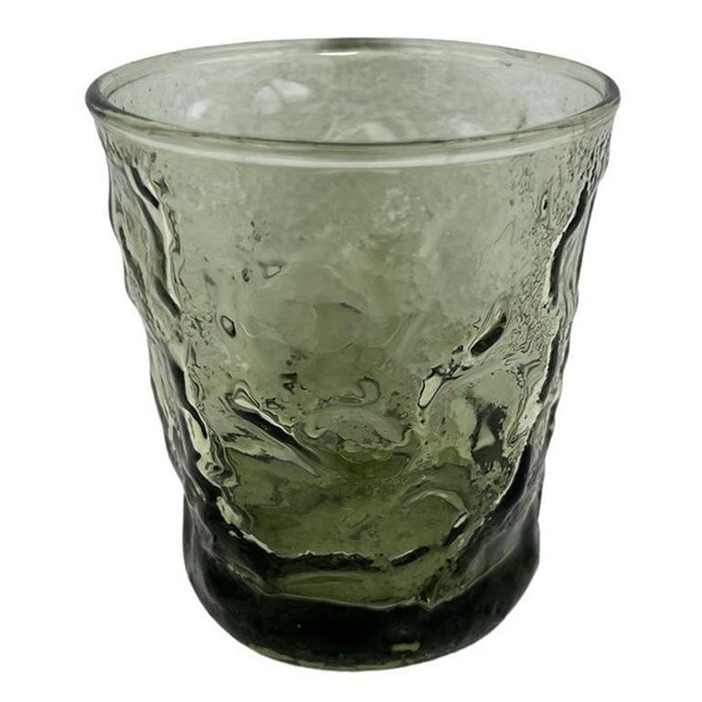 Mid-Century Modern Ensemble de quatre verres à jus en verre vert crinkle Vintage du milieu du siècle dernier en vente