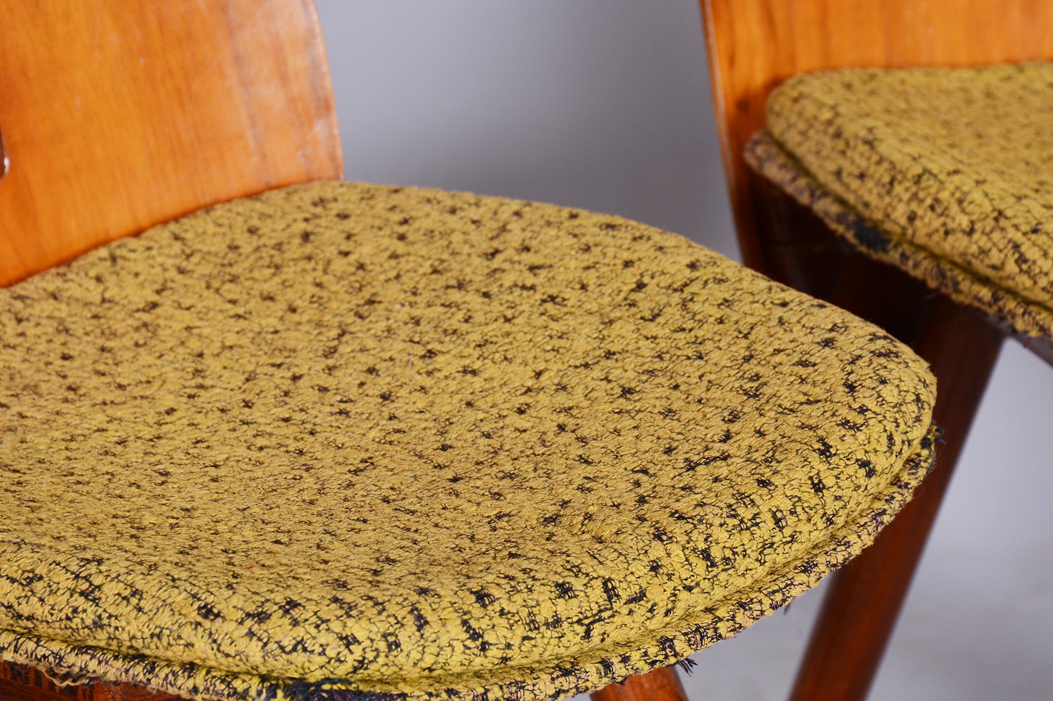 Set of Four Midcentury Walnut Chairs, Frantisek Jirak, Tatra, Czechia, 1950s In Good Condition For Sale In Horomerice, CZ