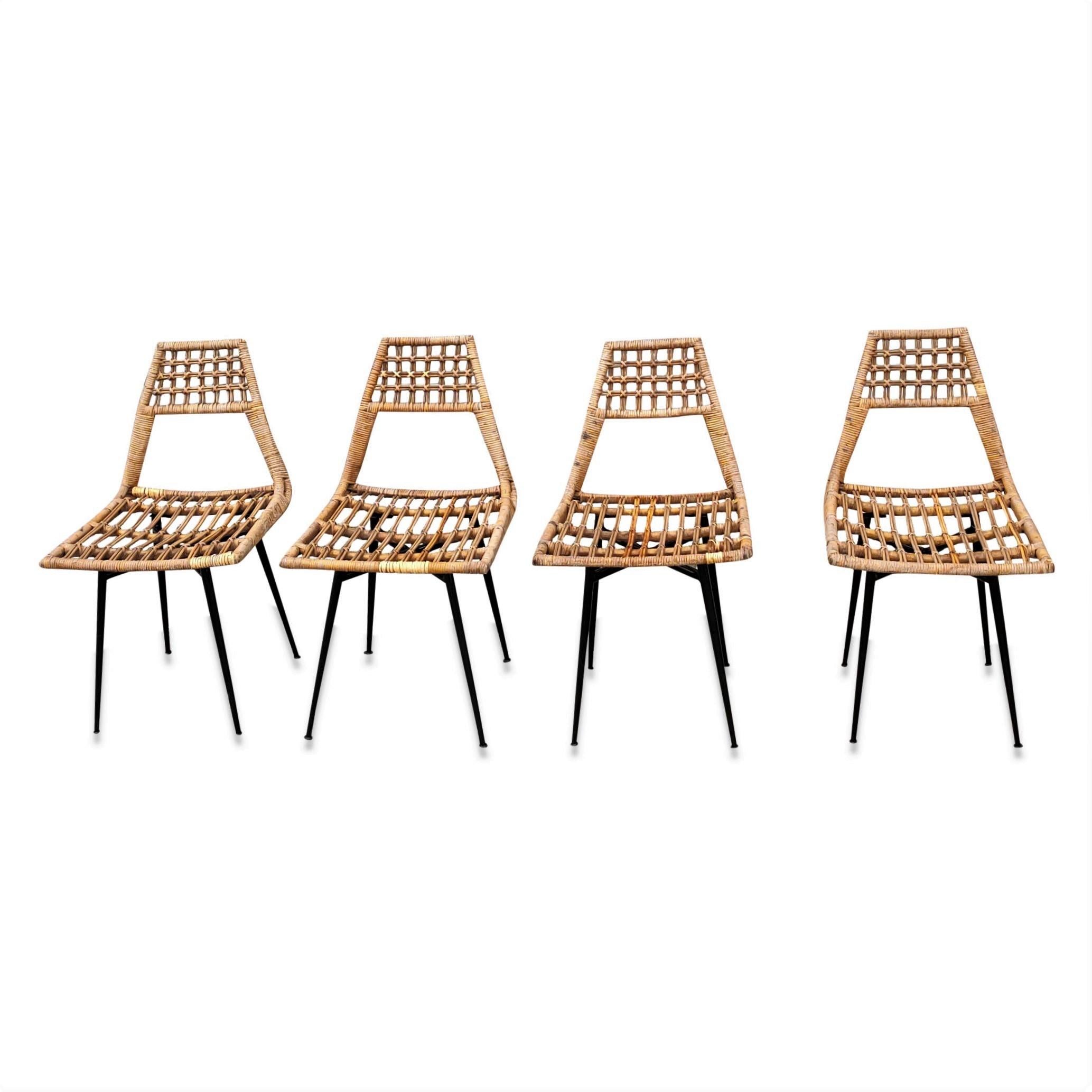Set of Four Midcentury Basket Rattan Chairs, Italy, 1960s In Fair Condition In New York, NY