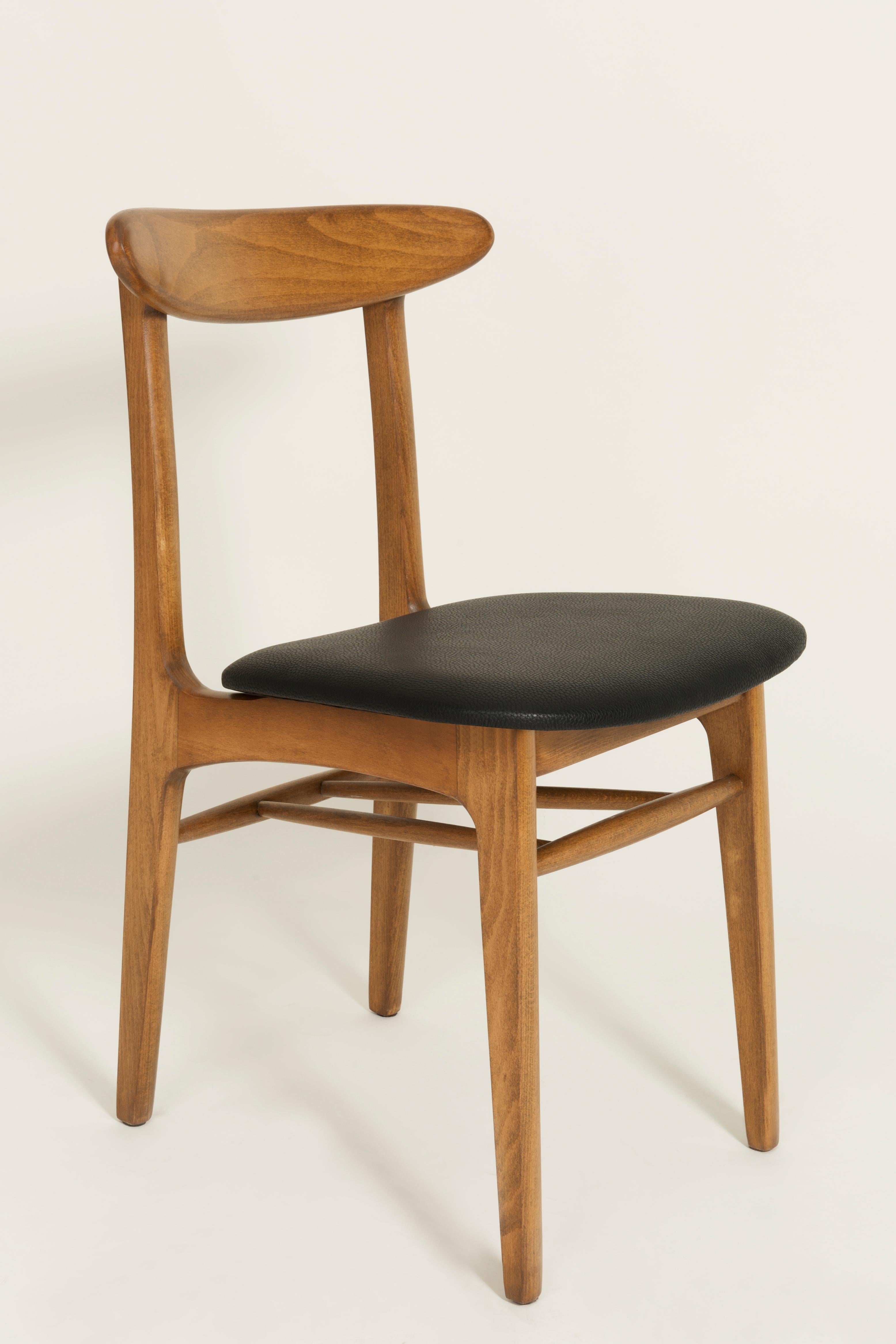 Chairs type 5908, designed in 1960s by Rajmund Teofil Halas, are one of the most recognizable projects of Polish design.

The chairs have a simple, modernist silhouette. They are characterized by streamlined, organic characteristic shapes for