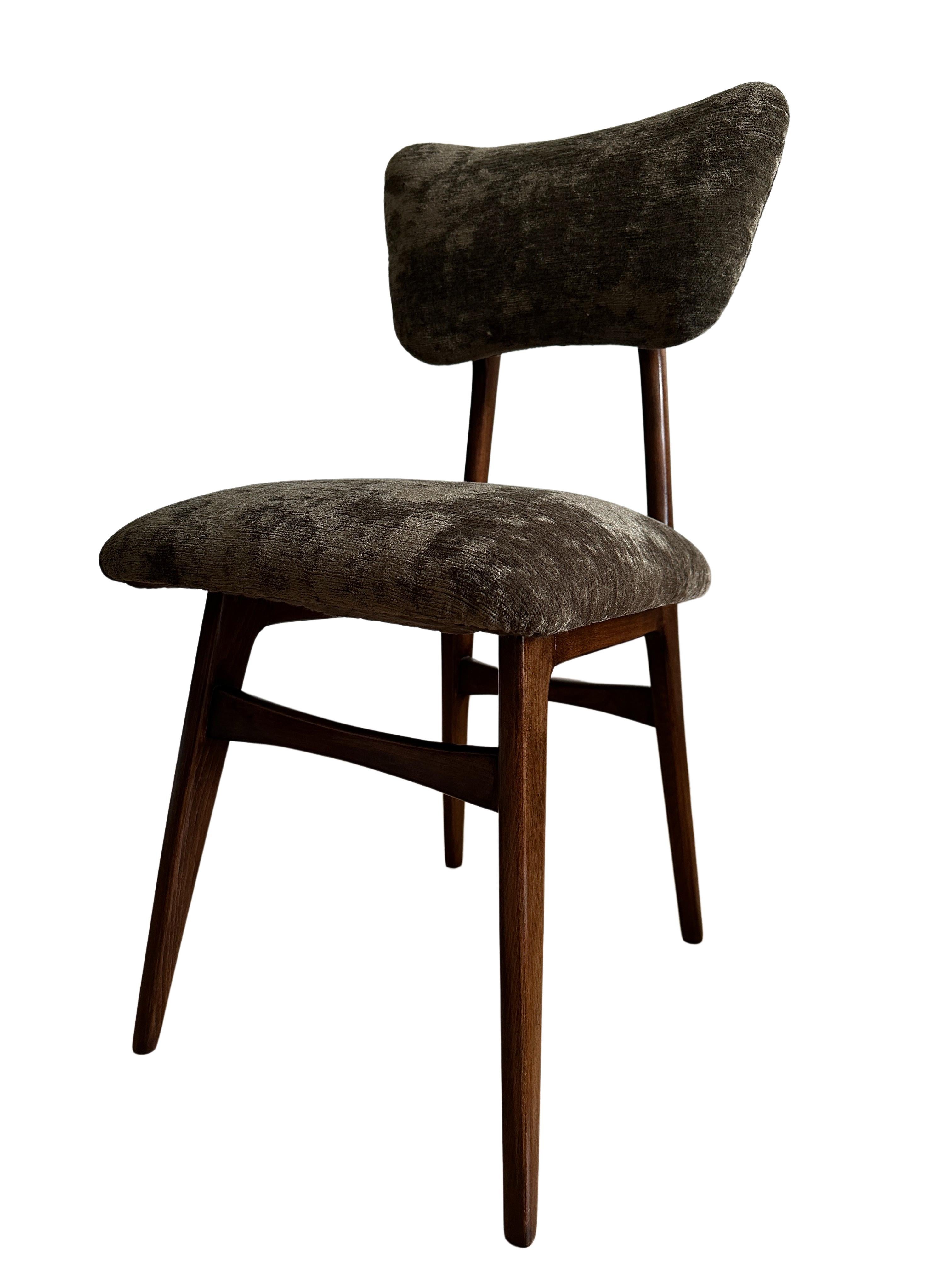 20th Century Set of Four Midcentury Dining Chairs in Green Velvet Upholstery, Poland, 1960s For Sale