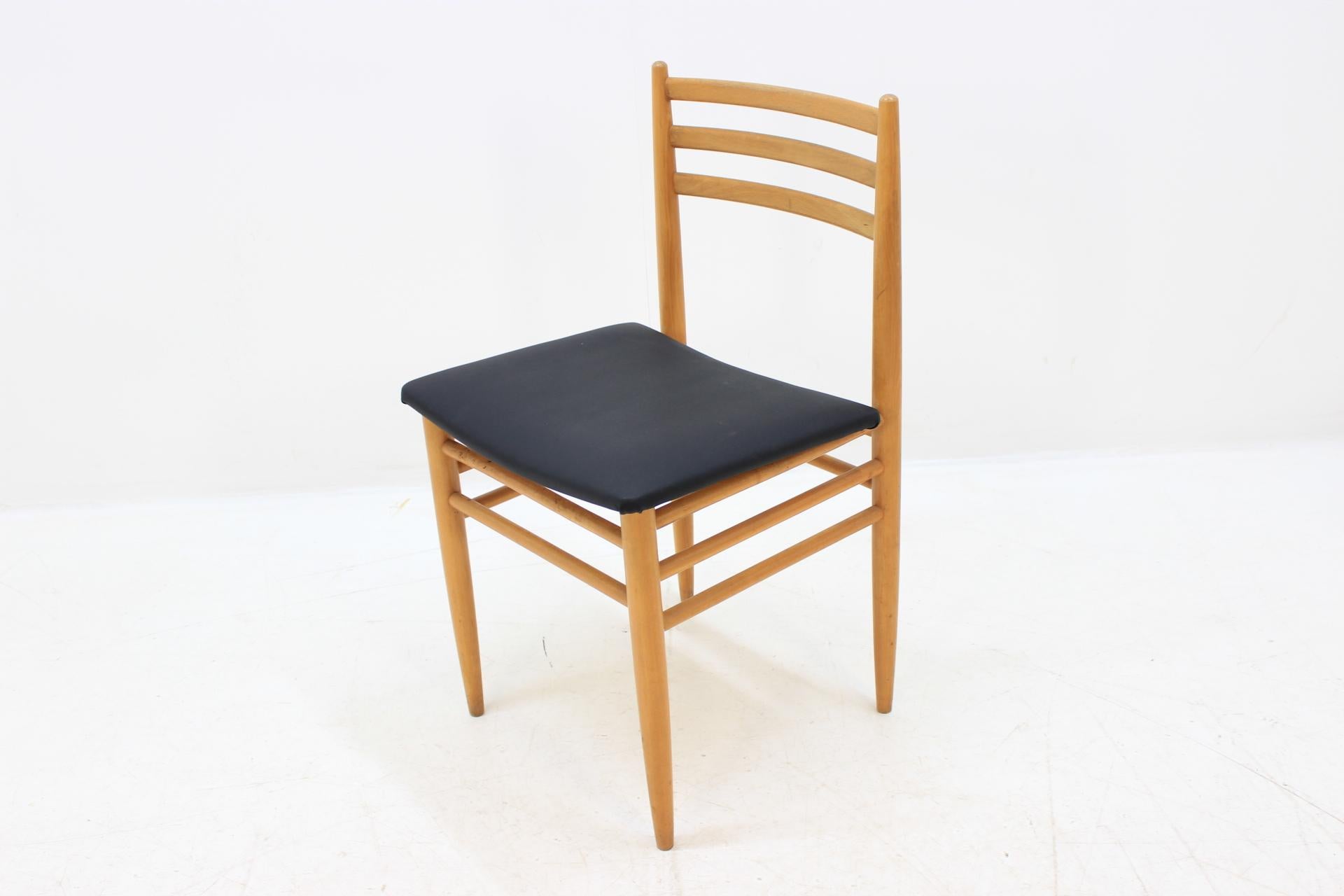 Set of Four Midcentury Dining Chairs, Scandinavian Design, 1970s For Sale 3