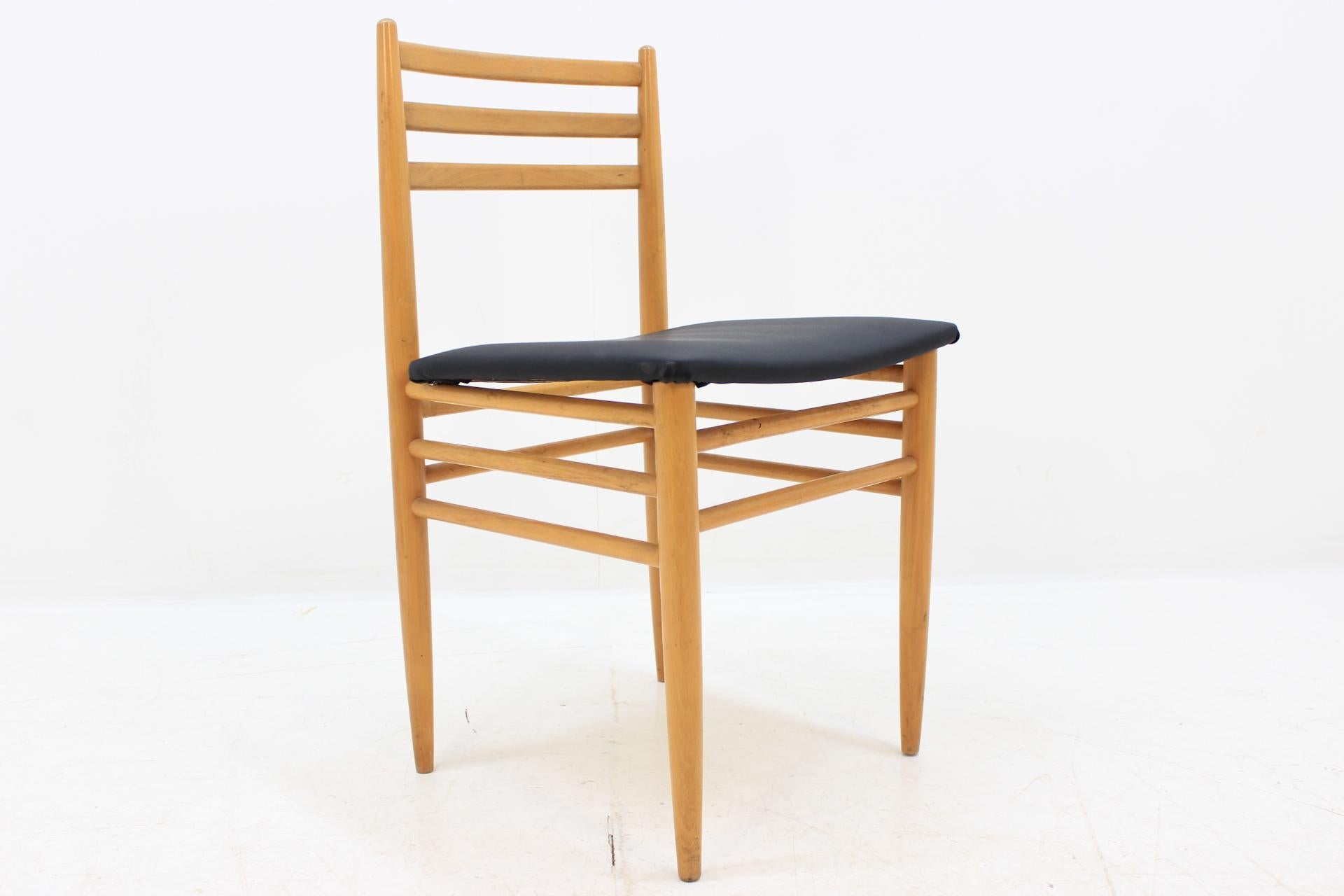 Set of Four Midcentury Dining Chairs, Scandinavian Design, 1970s For Sale 4