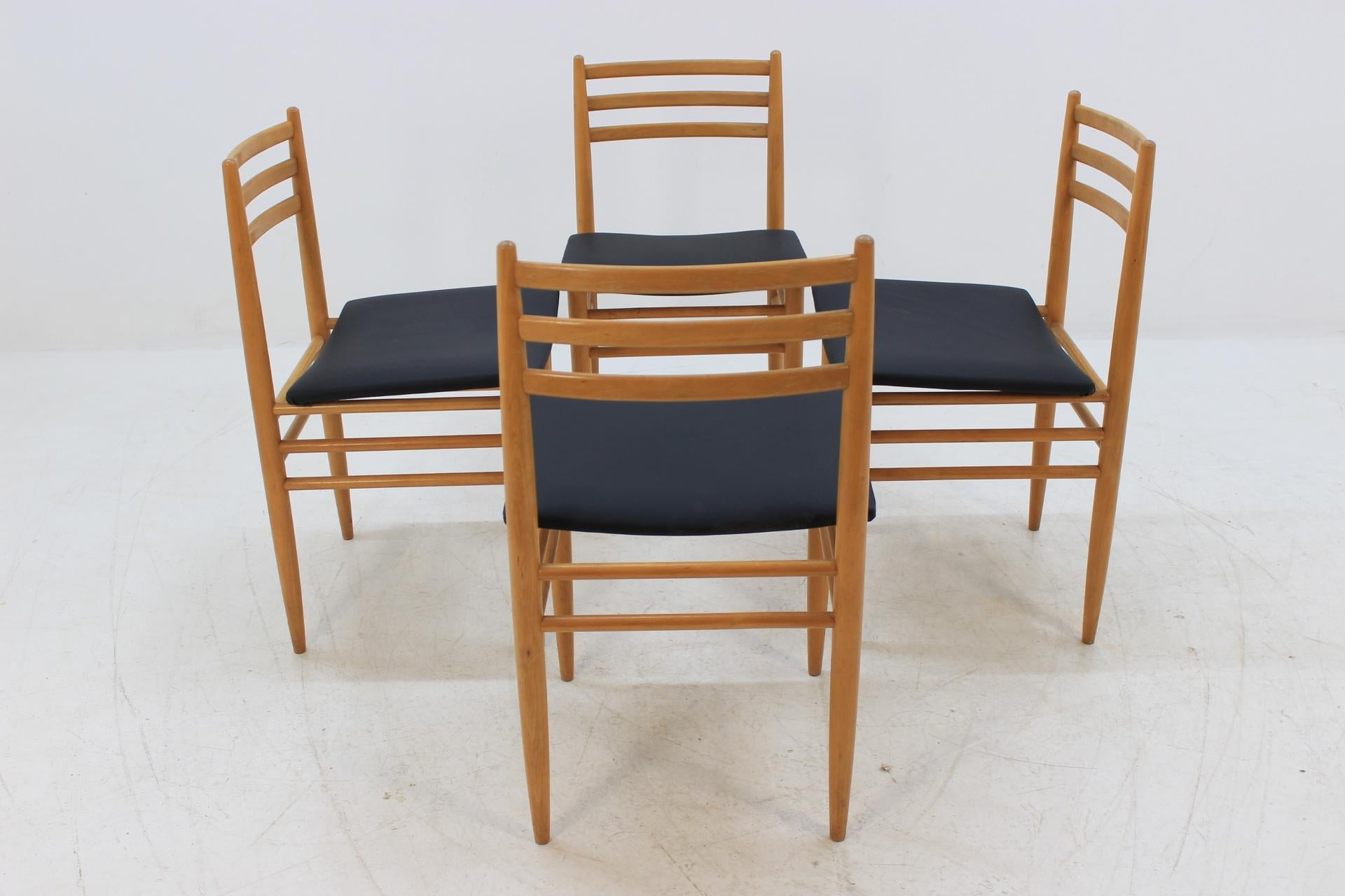Czech Set of Four Midcentury Dining Chairs, Scandinavian Design, 1970s For Sale
