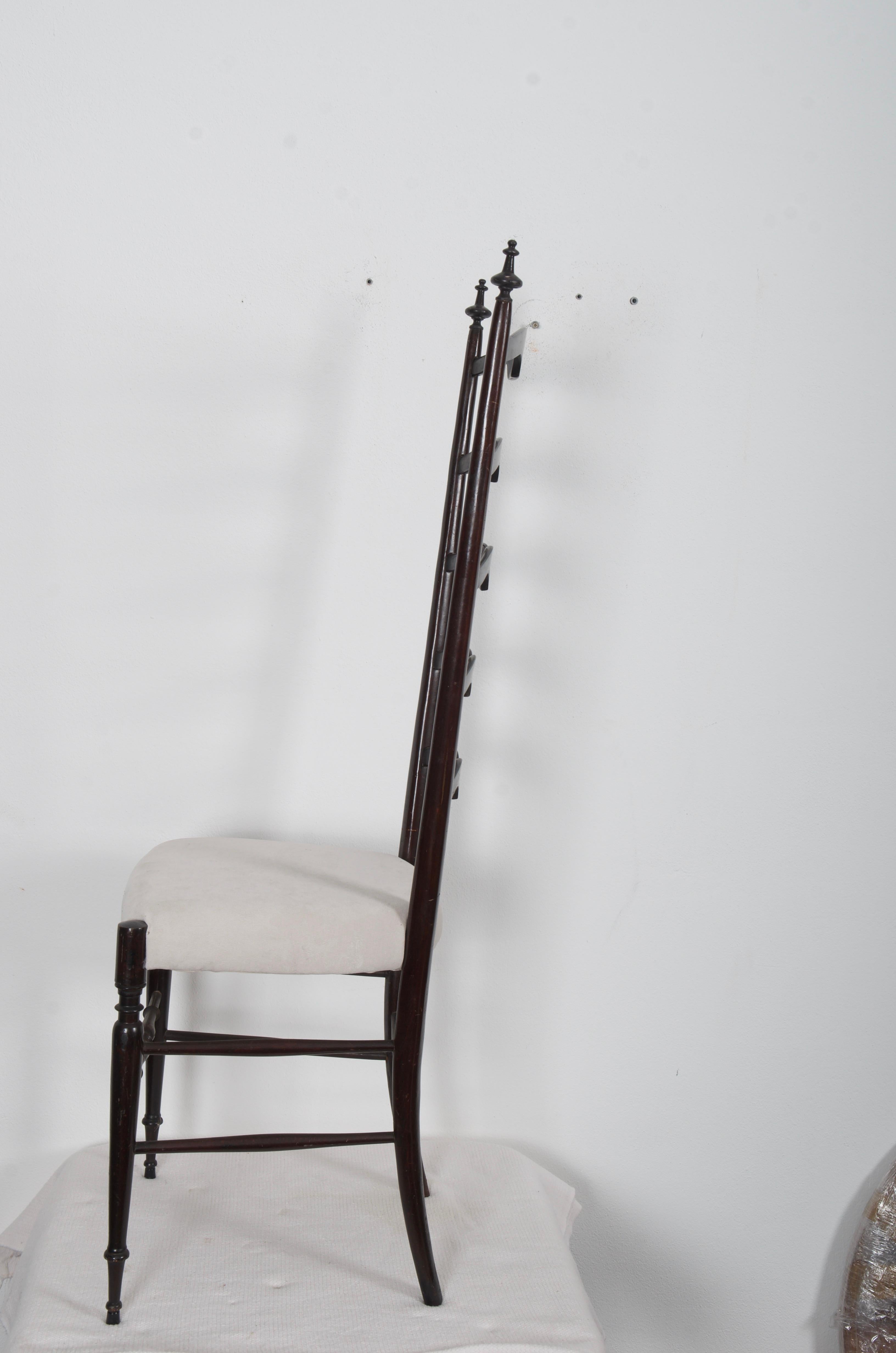 Mid-Century Modern Set of Four Midcentury High Back Chiavari Chairs