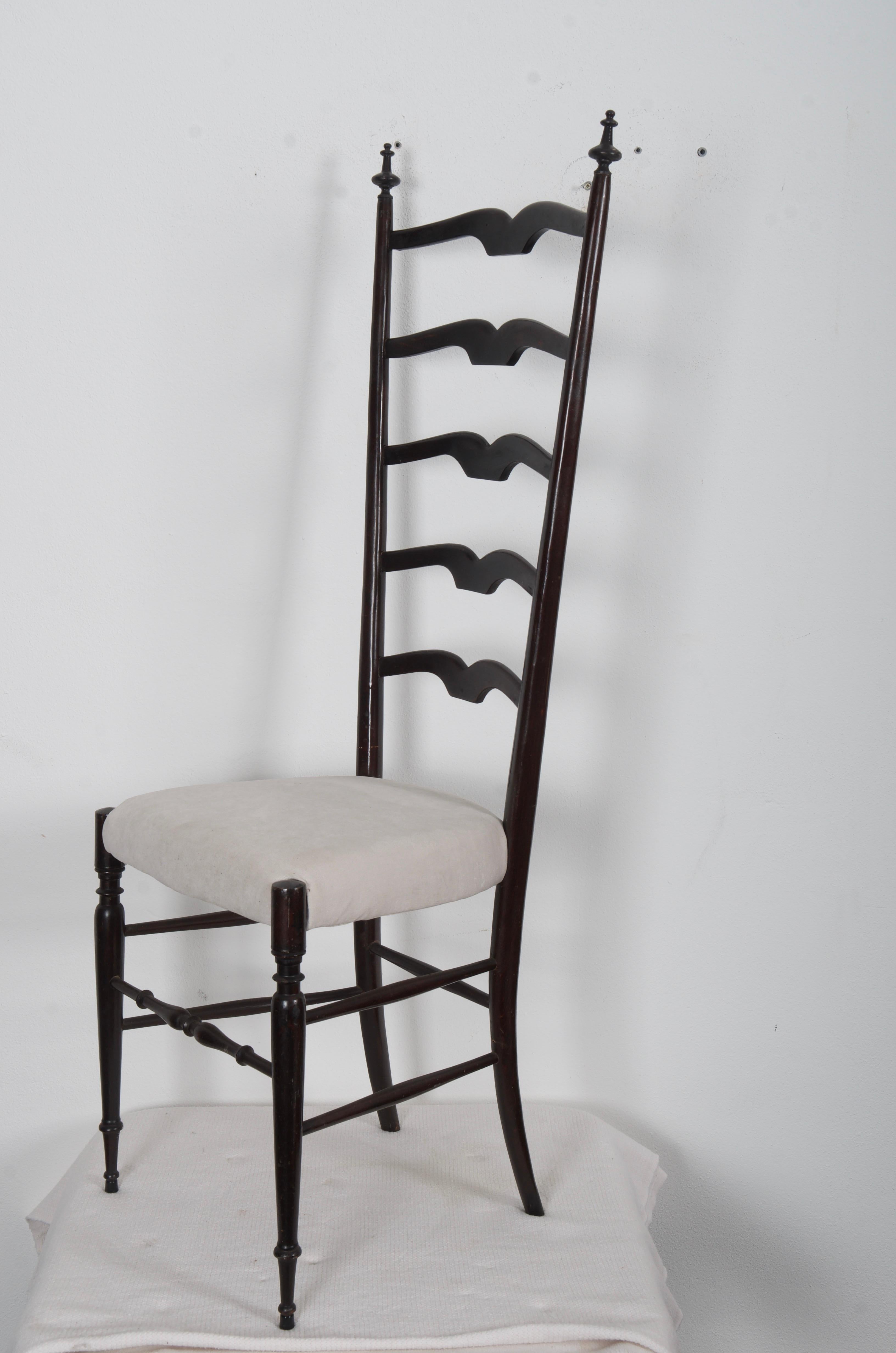 Set of Four Midcentury High Back Chiavari Chairs 1